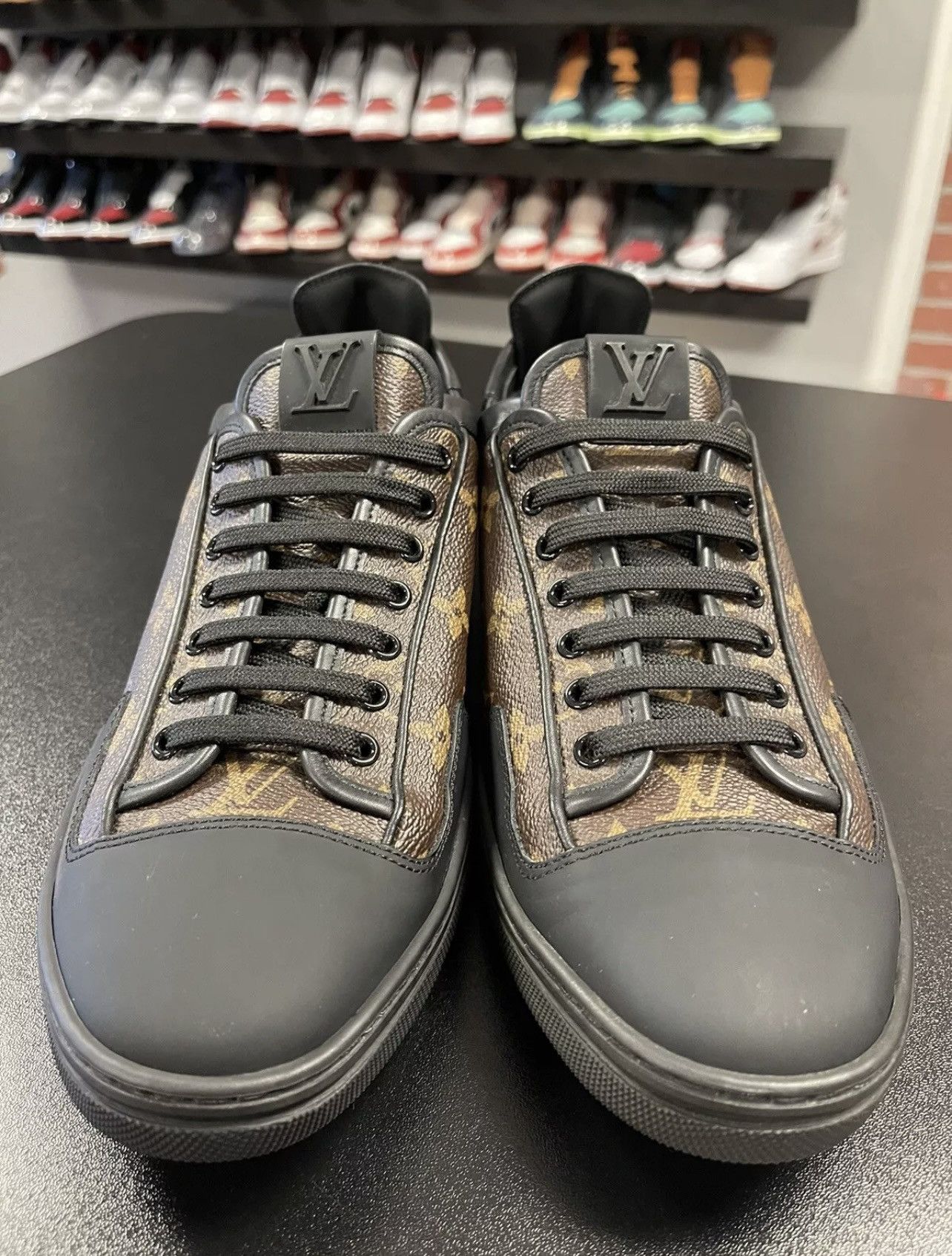 Louis Vuitton Size 10.5US/9.5LV - Louis Vuitton Brown Monogram Canvas Size US 10.5 / EU 43-44 - 2 Thumbnail