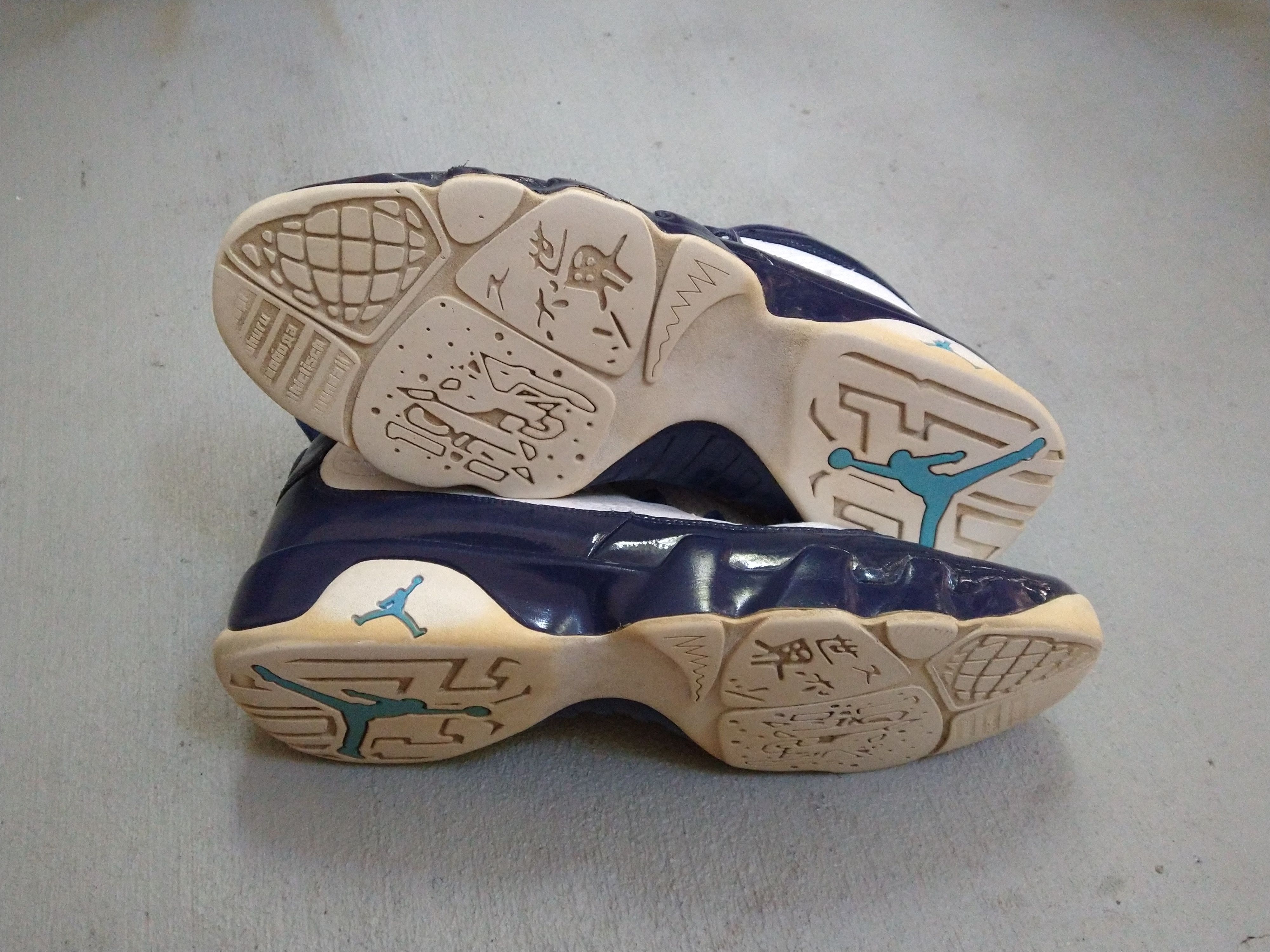 Jordan Brand Nike Air Jordan 9 Retro Pearl Blue Size 13 302370-145 Size US 13 / EU 46 - 18 Thumbnail