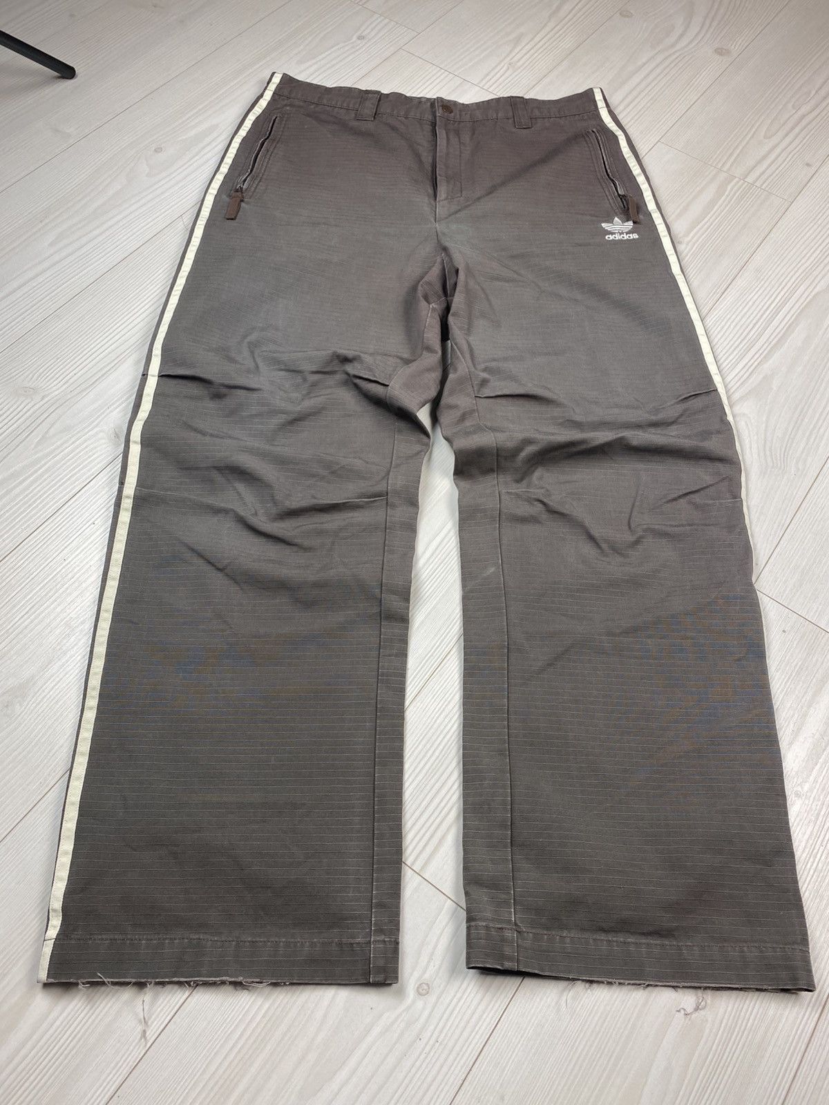 Vintage Vintage Adidas baggy pants three stripes y2k Size US 36 / EU 52 - 2 Thumbnail