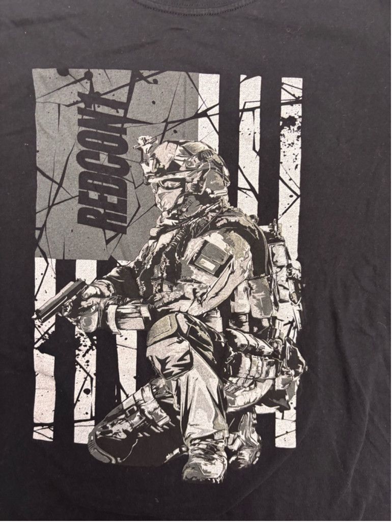 Gildan Men's Gildan Redcon 1 Soldier Graphic T-Shirt XL Black Size US XL / EU 56 / 4 - 1 Thumbnail