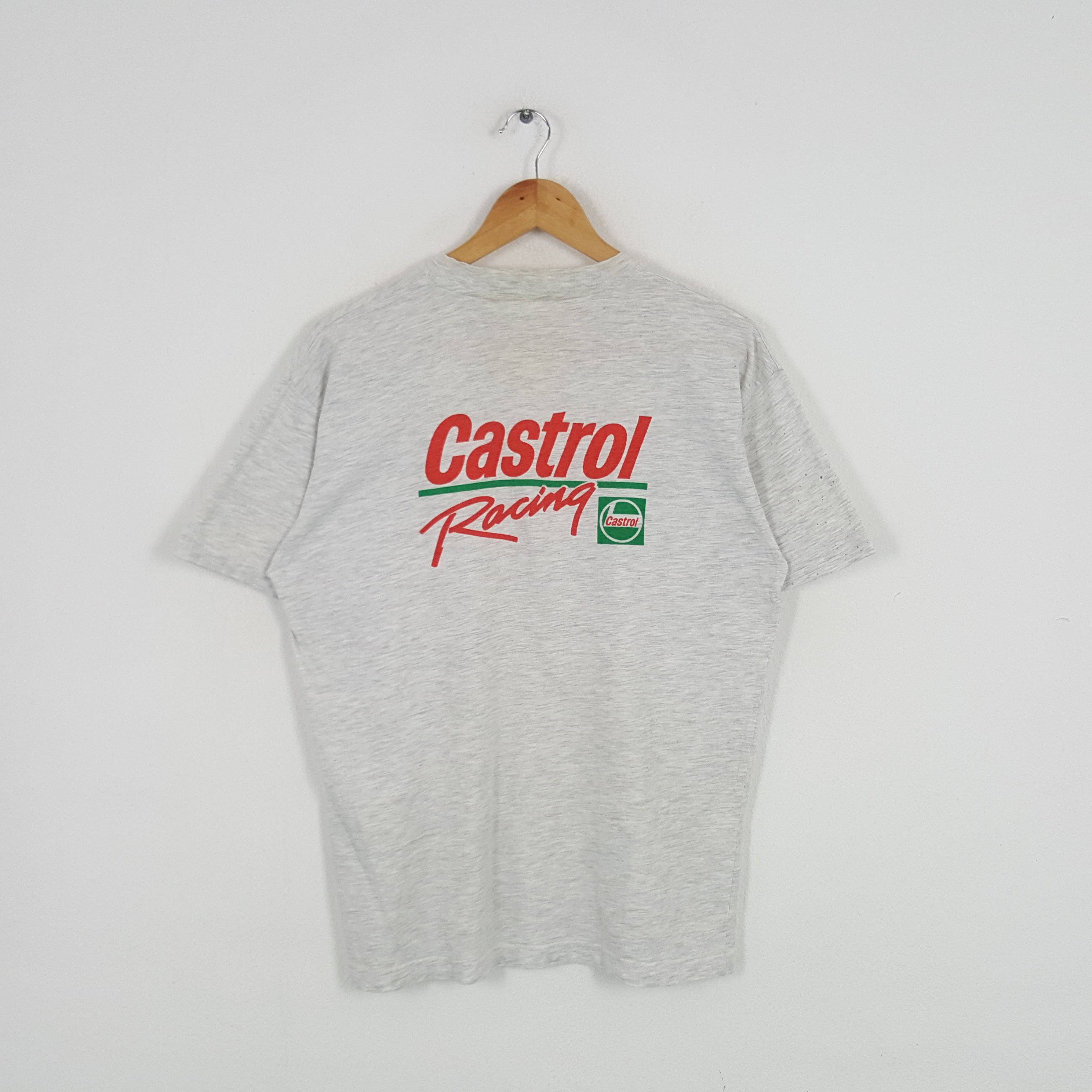 Vintage Vintage Castrol Racing Oil Lubricant Motorsports Tshirt Size US L / EU 52-54 / 3 - 1 Thumbnail