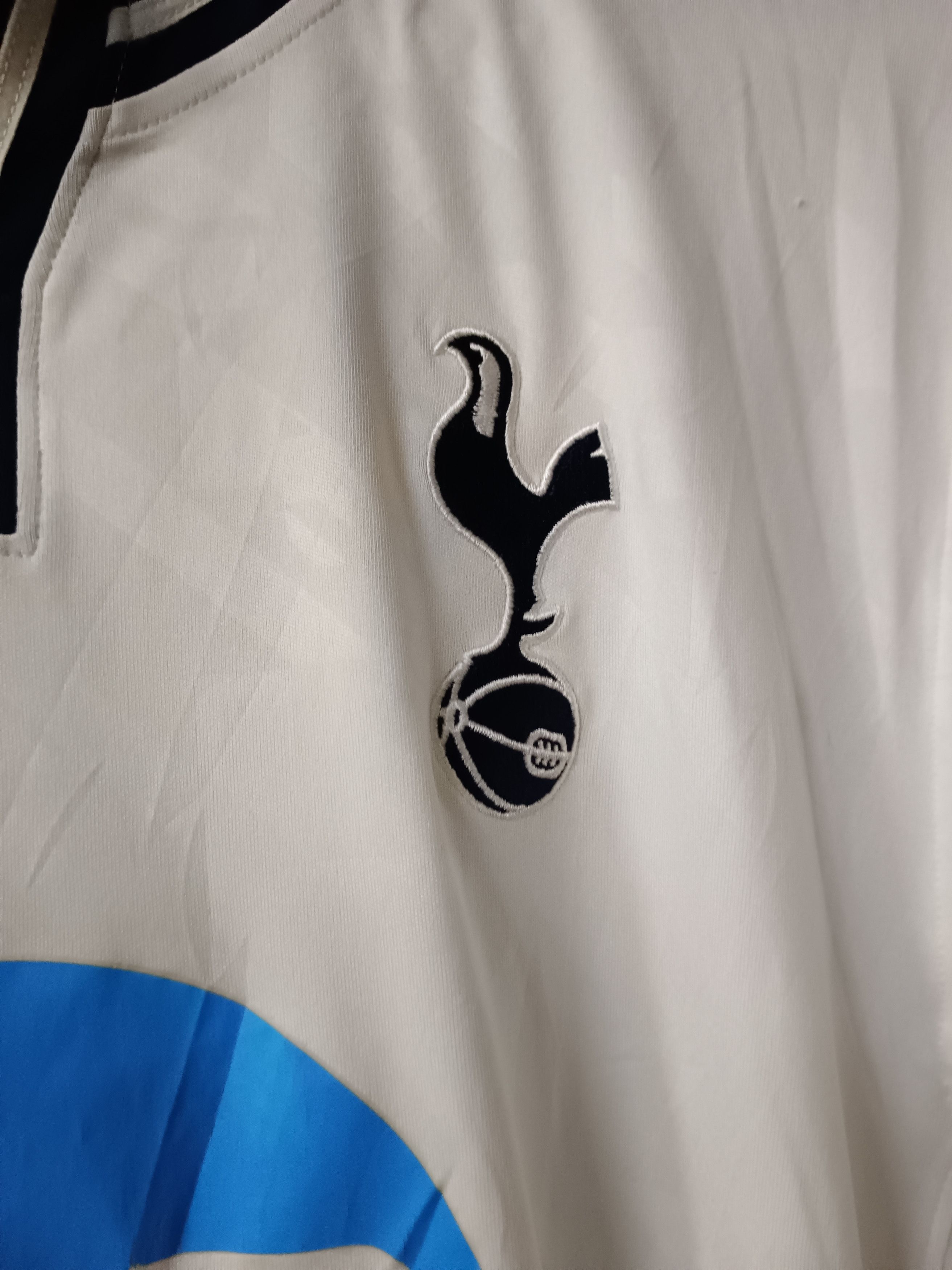 Under Armour Tottenham Hotspurs 2013/2014 Player Issue No 8 Paulinho Size US L / EU 52-54 / 3 - 5 Thumbnail