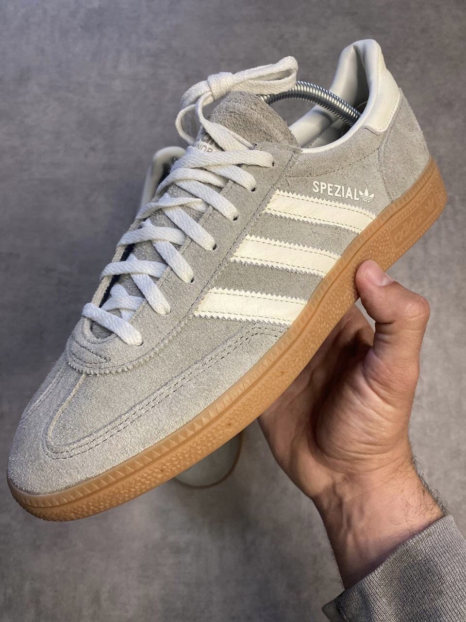 Adidas Adidas Handball Spezial Low Top Sneakers Silver Pebble Gum Size US 10 / EU 43 - 1 Thumbnail