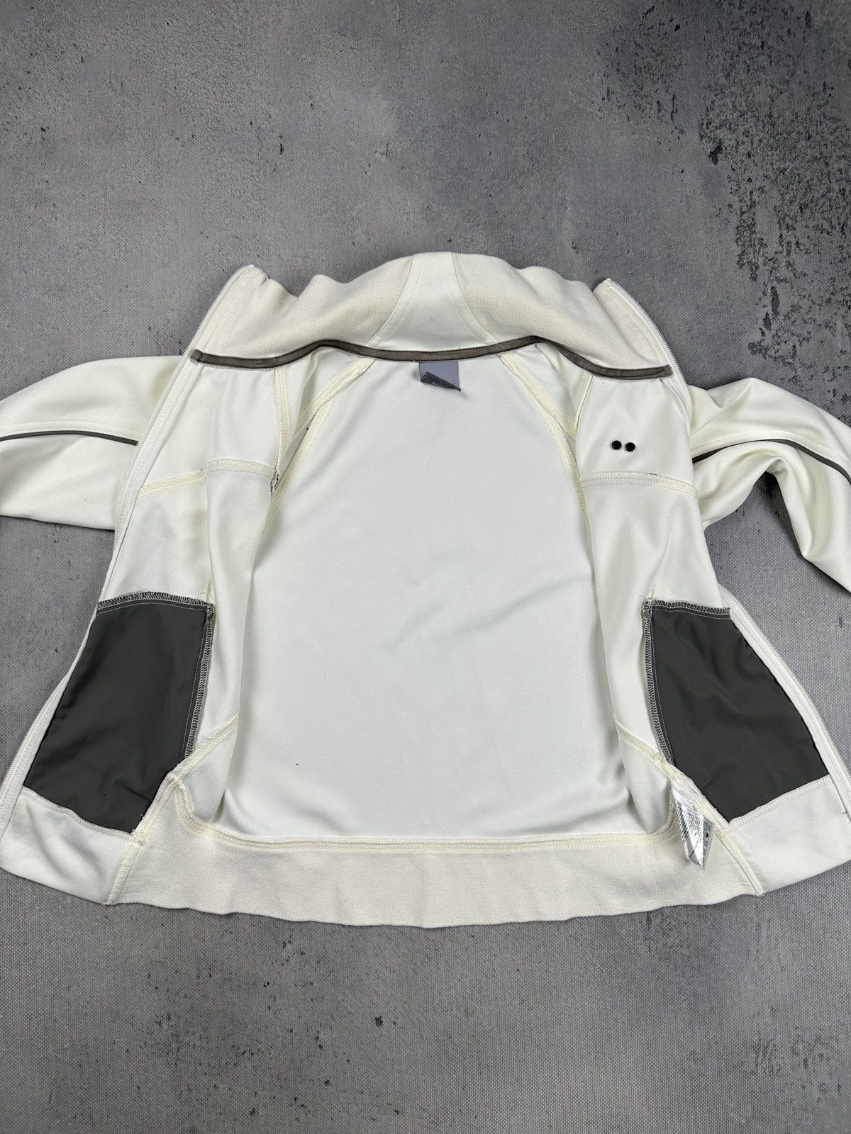 Nike Vintage Nike Mini Swoosh Full Zip Track Jacket Cream Y2K Size XS / US 0-2 / IT 36-38 - 9 Thumbnail
