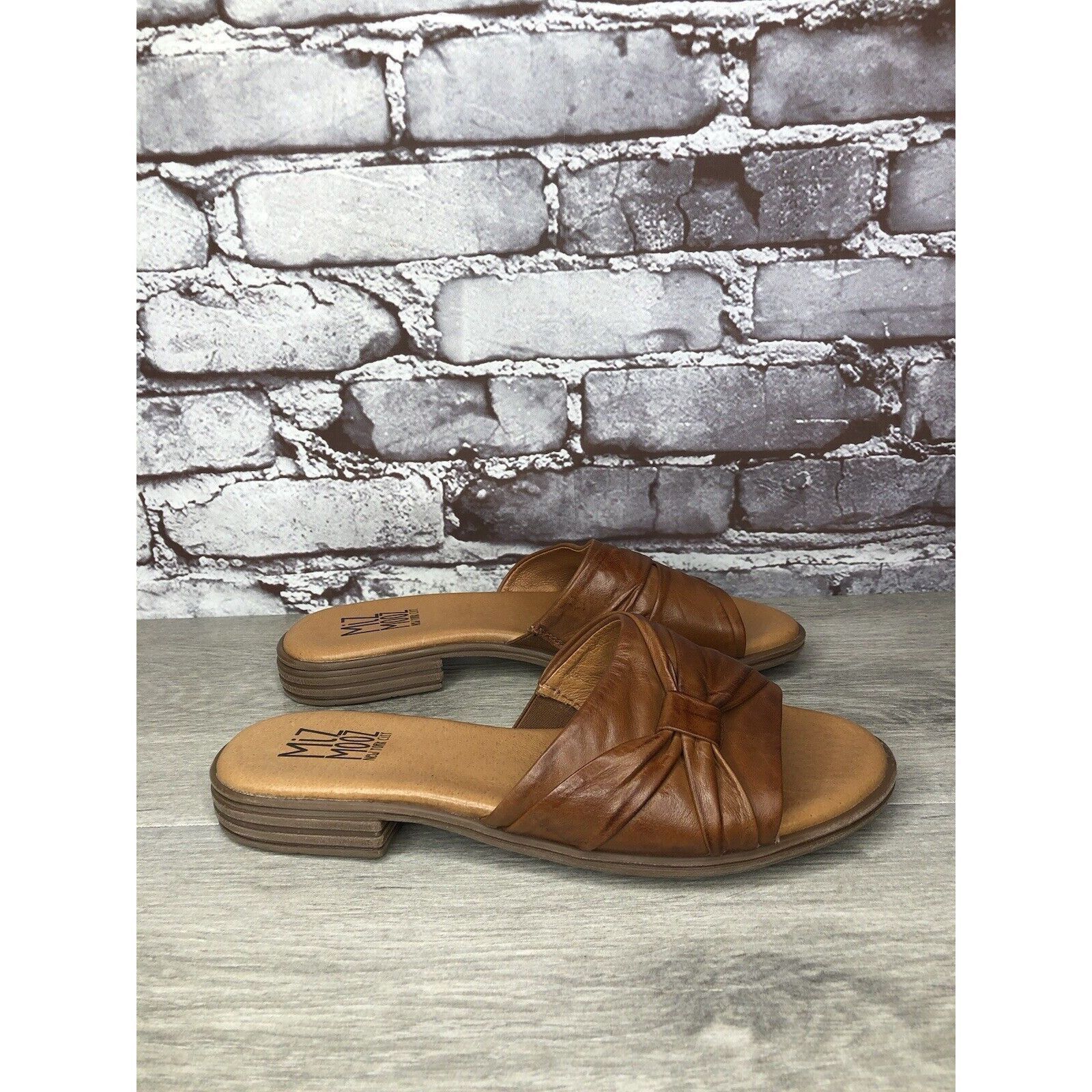 Other Miz Mooz Daisey Brown Leather Ruched Slides Heel Sandals Wom Size US 7.5 / IT 37.5 - 23 Thumbnail