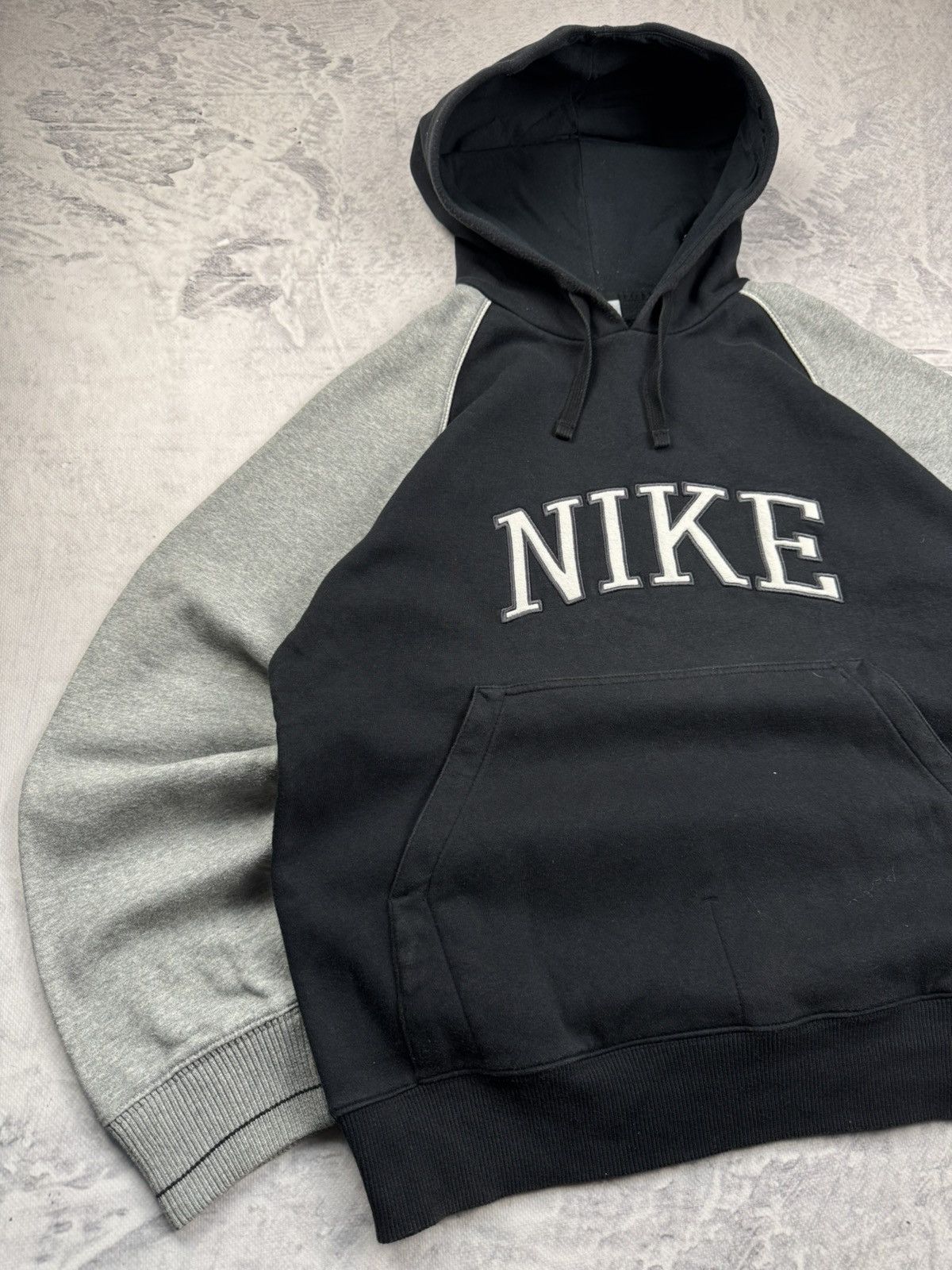 Nike × Vintage NIKE VINTAGE CENTER LOGO OVERSIZE BOXY HOODIE Size US M / EU 48-50 / 2 - 2 Thumbnail
