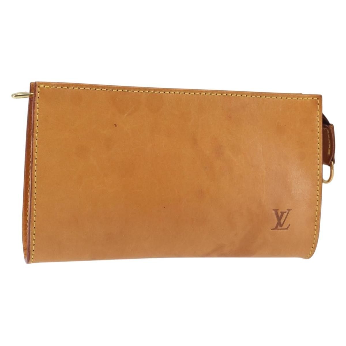 Louis Vuitton Louis Vuitton Bucket Pouch Leather Size ONE SIZE - 1 Thumbnail
