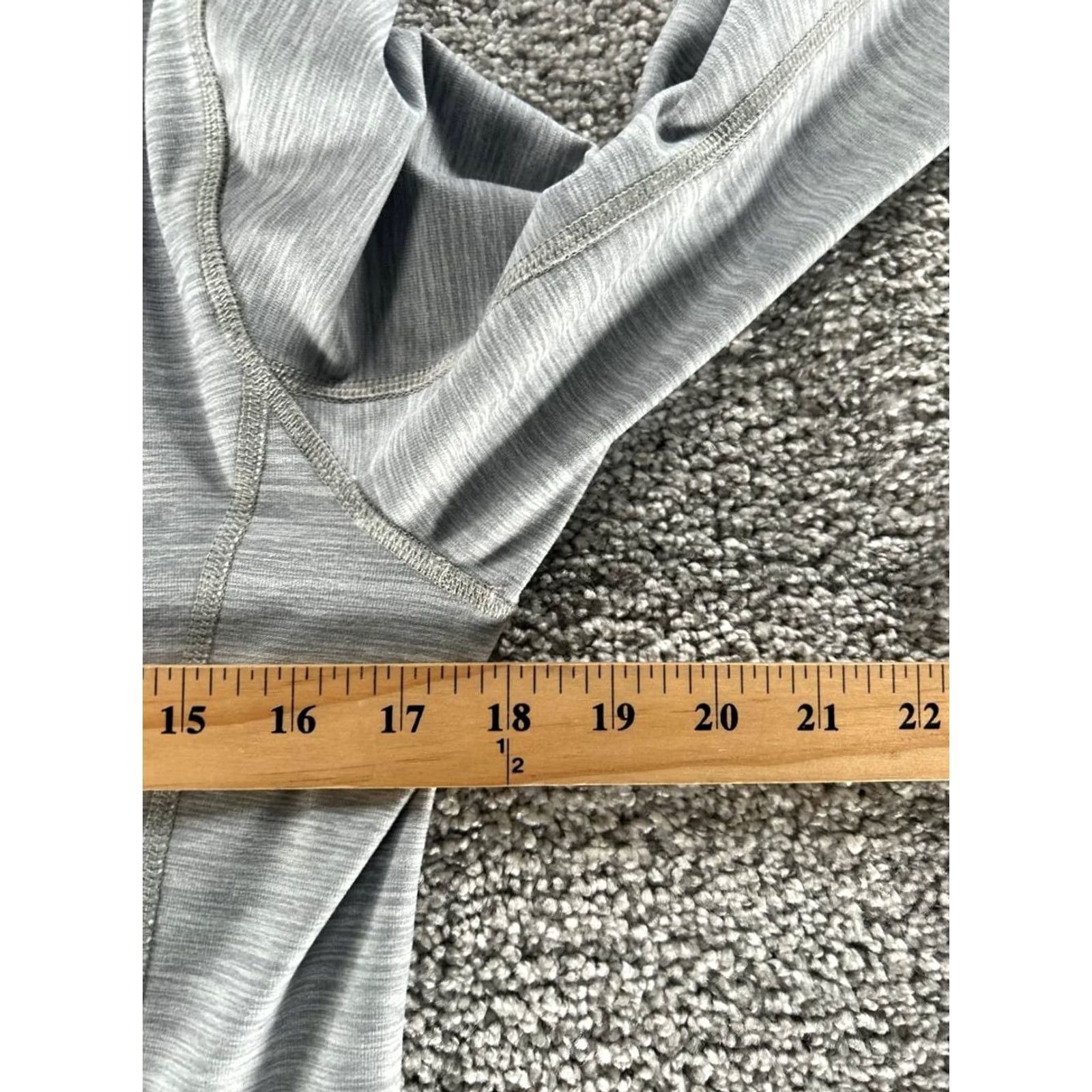 The North Face The North Face Sweater Womens Medium Gray Quarter Zip Size M / US 6-8 / IT 42-44 - 6 Thumbnail