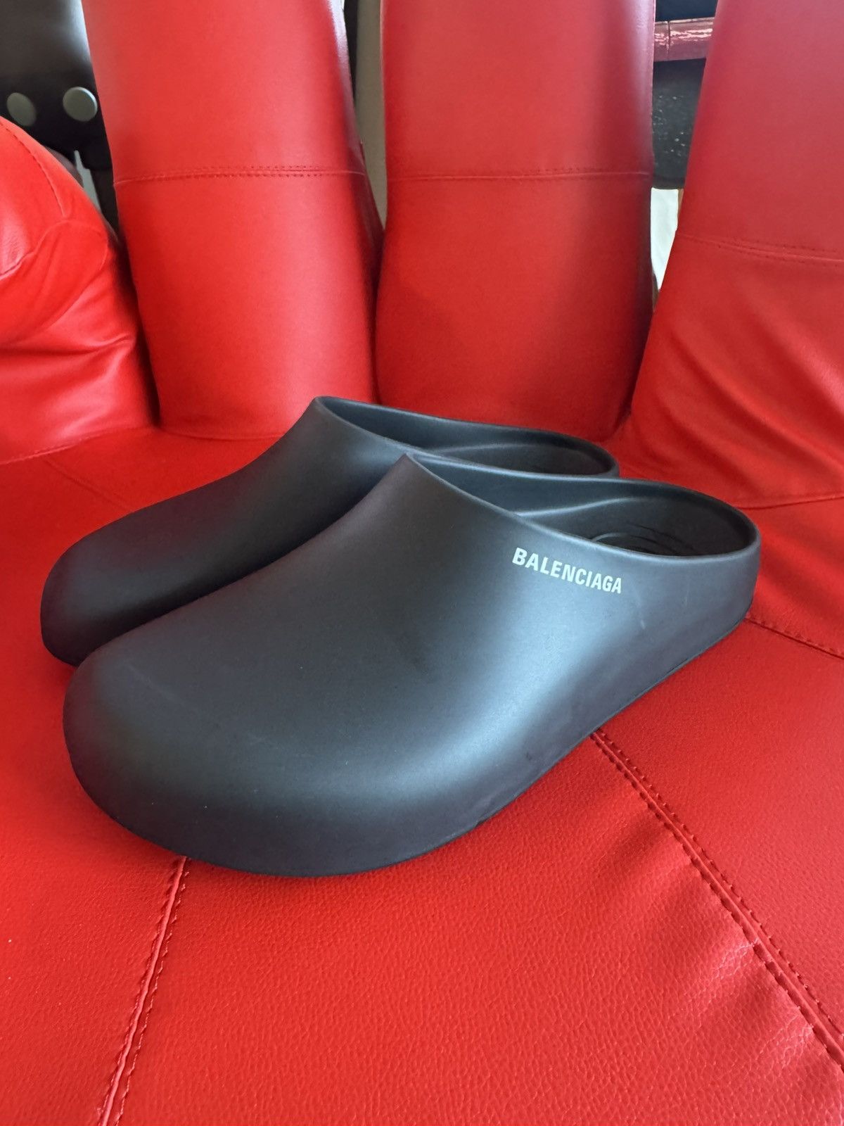 Balenciaga Balenciaga Mocsolstro325 Mule Slides in Black Size US 9 / EU 42 - 1 Thumbnail