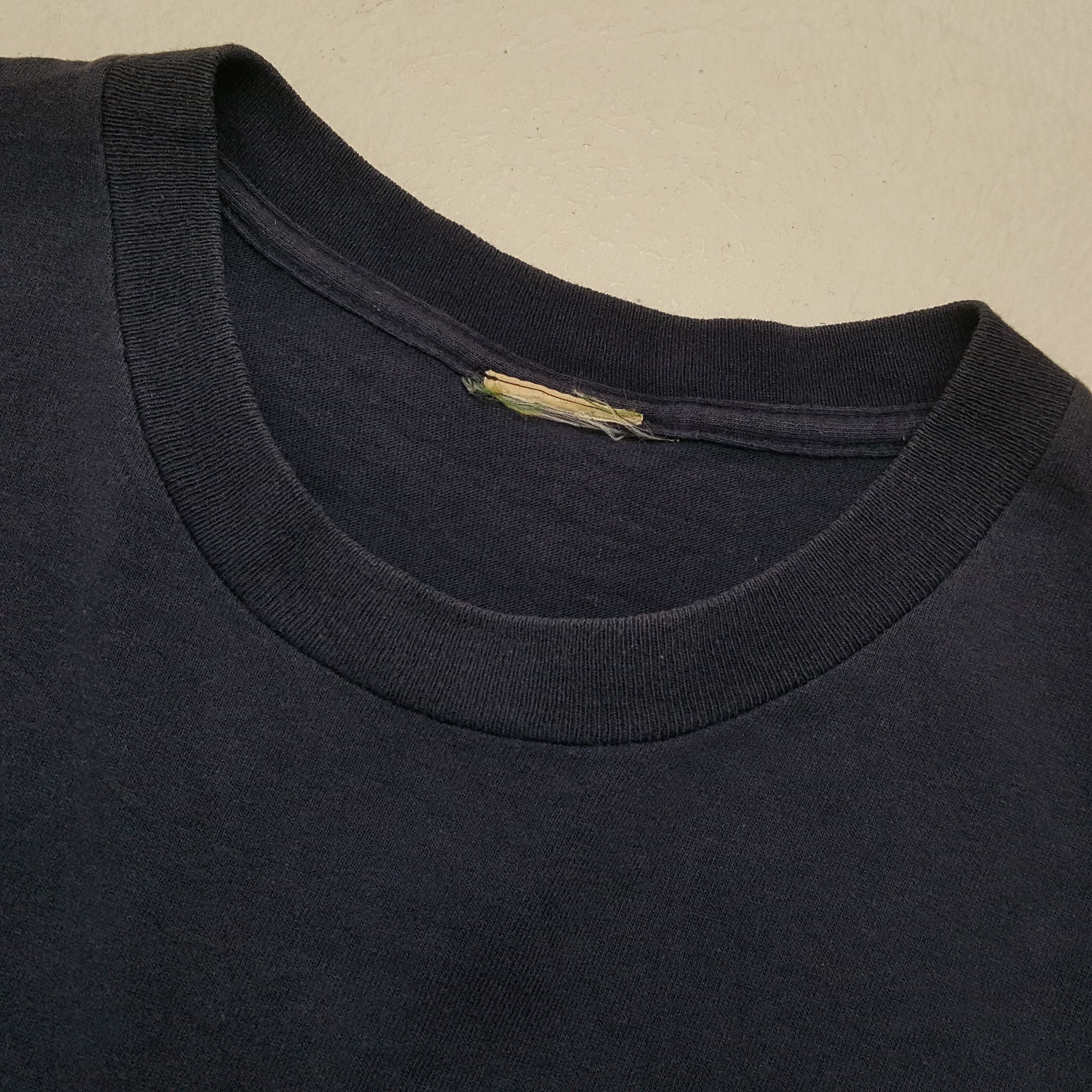 Vintage Vintage BRONZE AGE SURF Style Streetwear T-Shirts Size US L / EU 52-54 / 3 - 7 Thumbnail