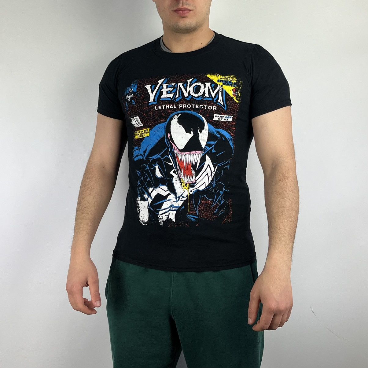 Marvel Comics Movie Venom Tshirt size small Size US S / EU 44-46 / 1 - 1 Thumbnail