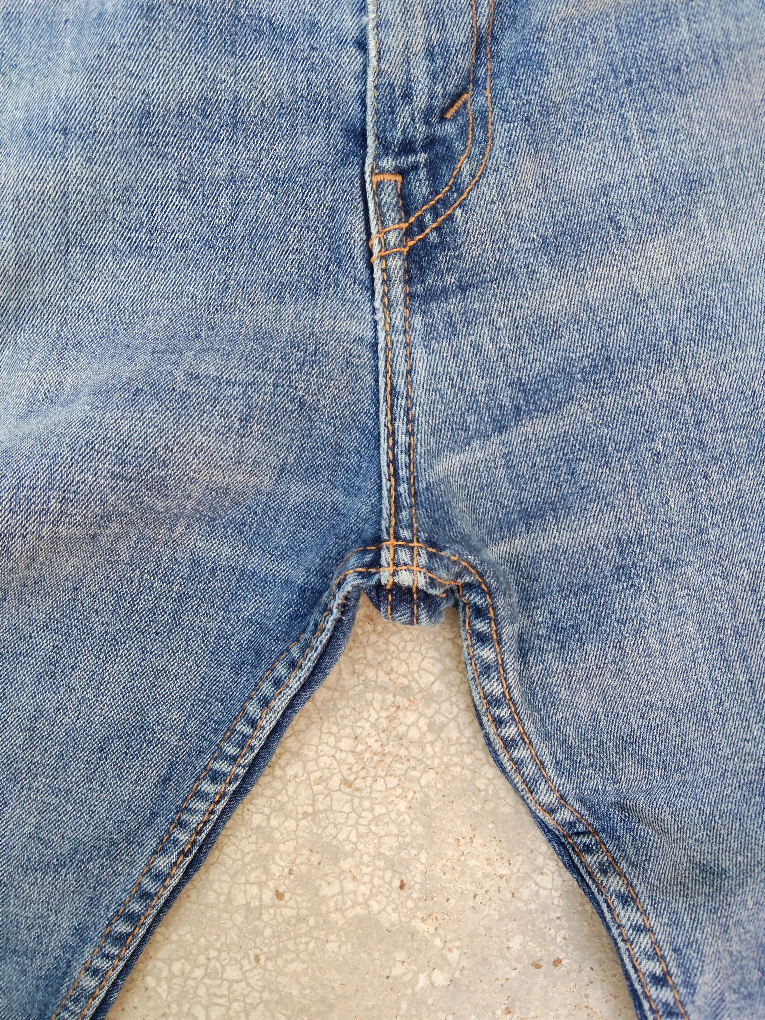 Levi's Vintage Levi's Jeans 505 Faded Blue Distressed Denim 38x32 Size US 38 / EU 54 - 5 Thumbnail
