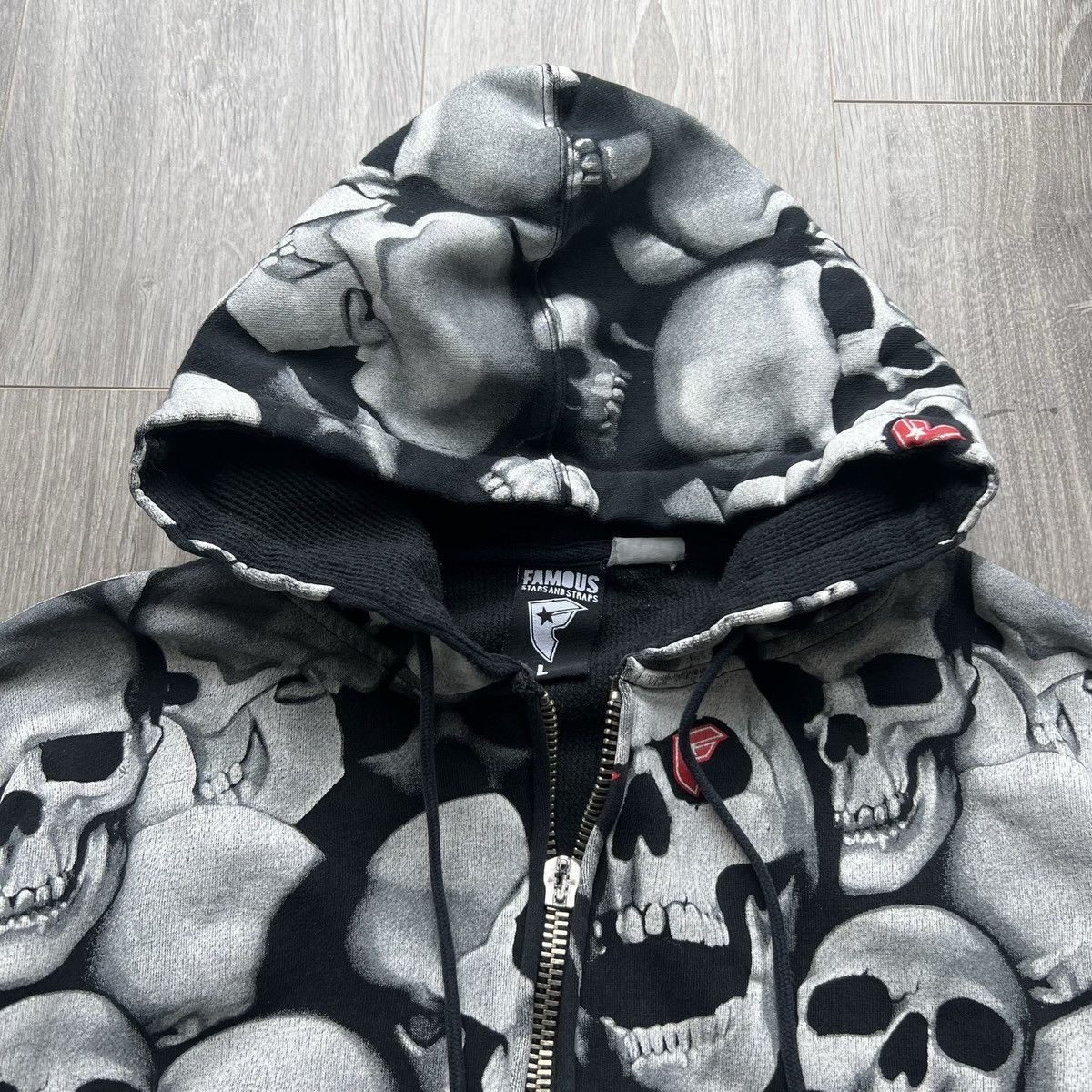 Vintage Famous Stars & Straps Skull hoodie chrome Size US L / EU 52-54 / 3 - 11 Thumbnail