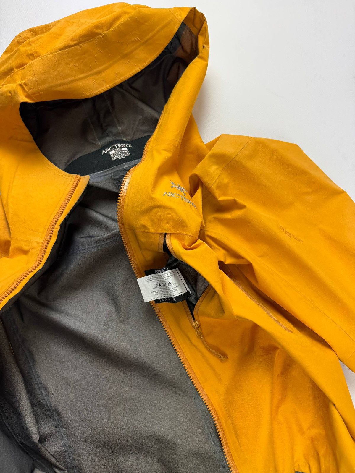 Arc'teryx Arc’teryx Alpha LT Jacket - Rare Gold Gore Tex Pro Shell Size M / US 6-8 / IT 42-44 - 13 Thumbnail