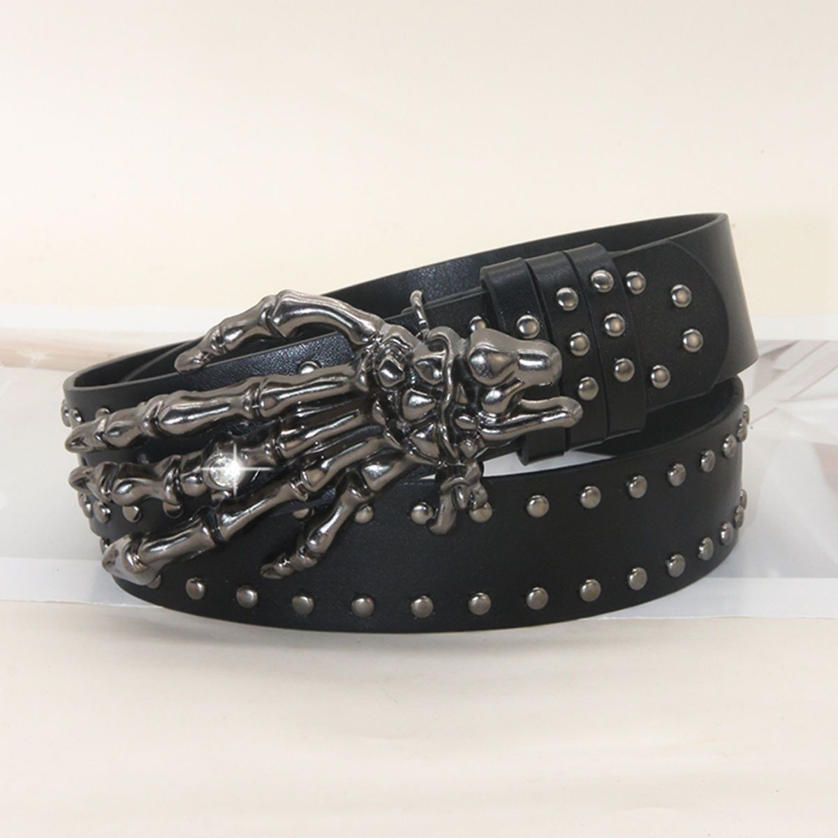 Designer Skull Design Vintage Belt Riveted Belts Menswear Accessories Size ONE SIZE - 3 Thumbnail