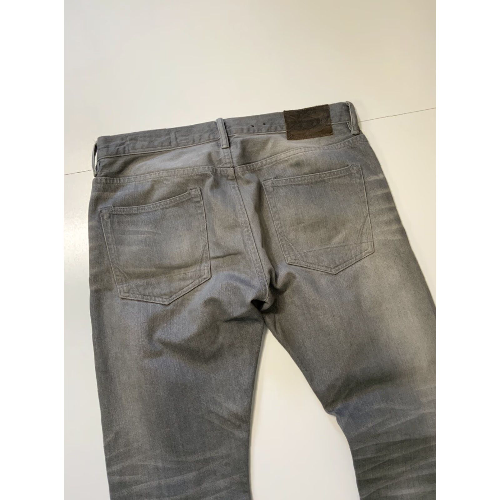 Allsaints VINTAGE AllSaints Spitalfields Kalashnikov Iggy Grey Button Fly Denim Jeans 34 Mens Slim Gray 34x34 Size US 34 / EU 50 - 7 Thumbnail