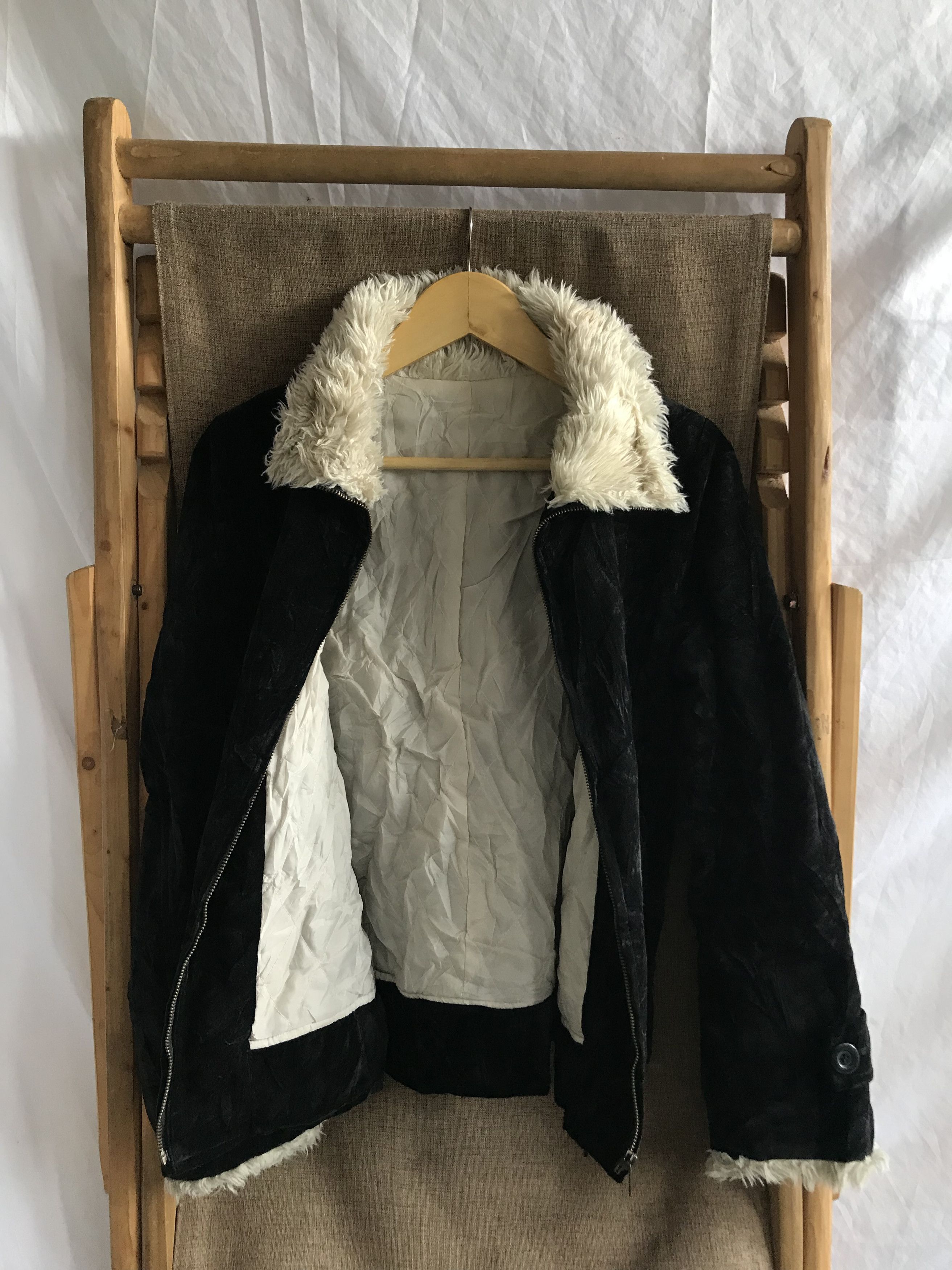 Le Grande Bleu (L.G.B.) Majestic Legon Japanese Brand Fur Velvet Jacket Size US S / EU 44-46 / 1 - 3 Thumbnail