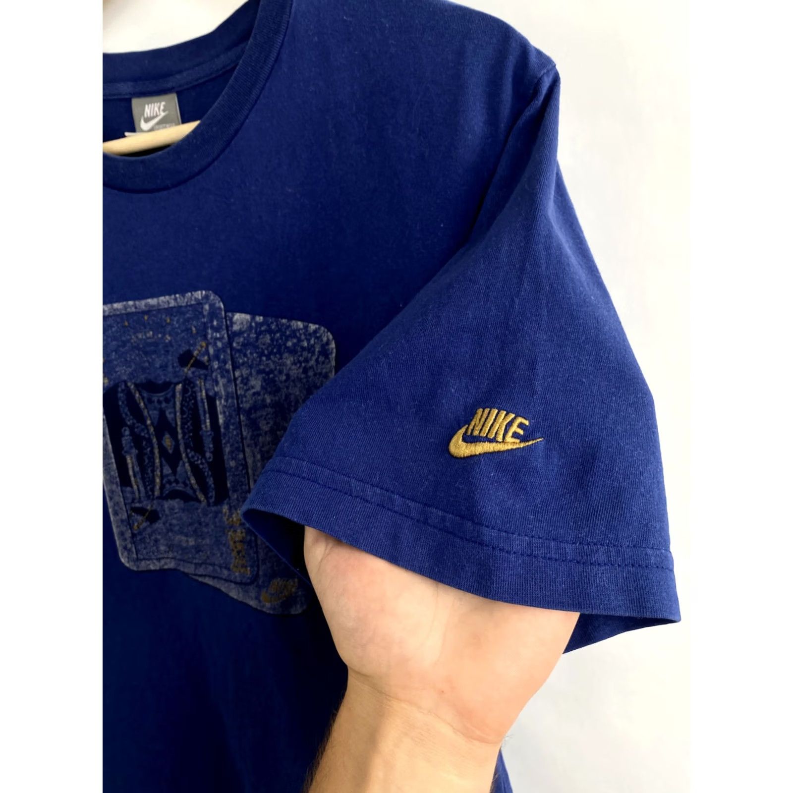Nike VINTAGE Nike Cards King retro T-Shirt L Blue Mens 90s Size US L / EU 52-54 / 3 - 4 Thumbnail