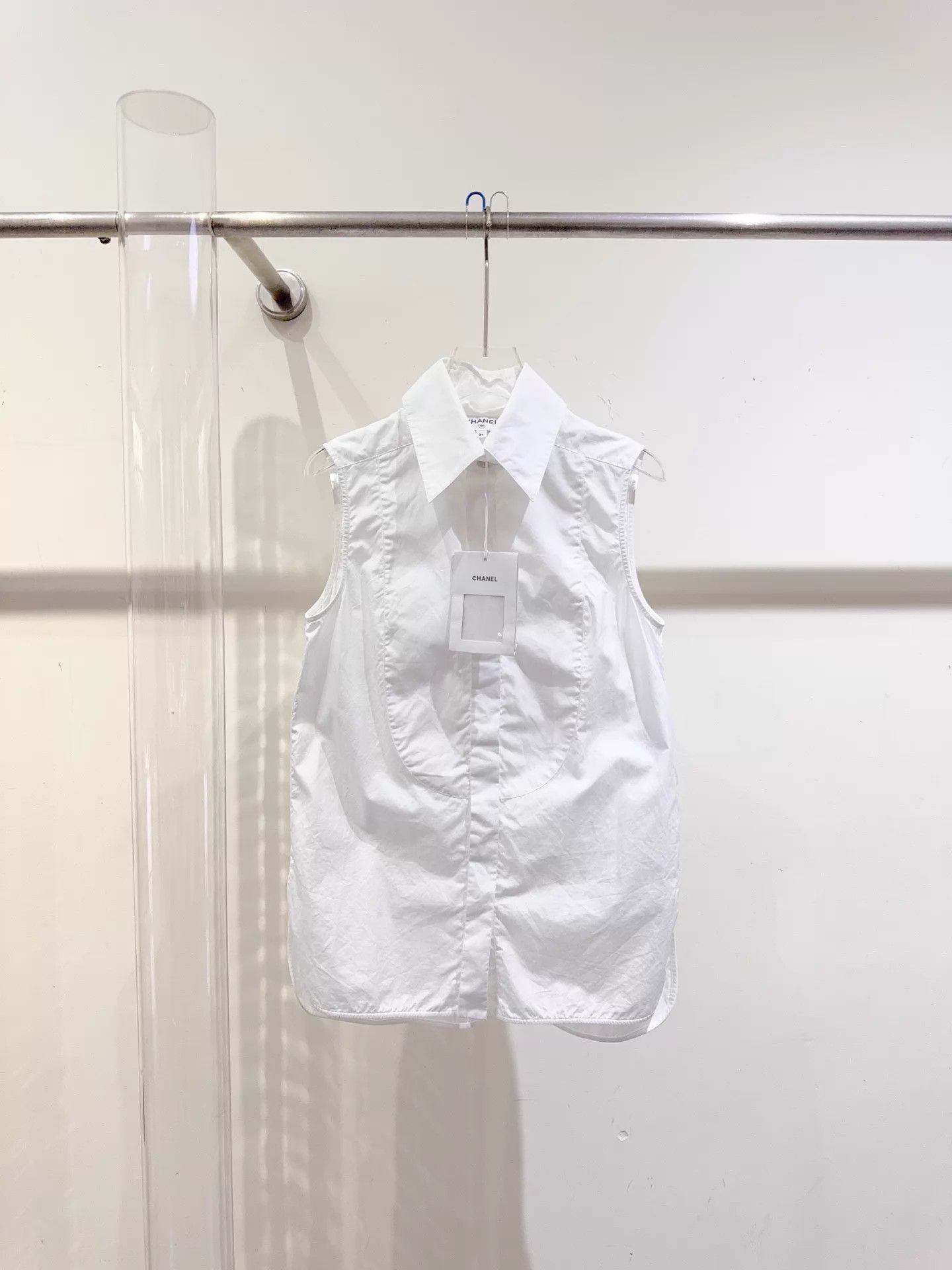 Chanel Chanel 25C 34 EU Top New w/ Tags Gold Buttons Size XS / US 0-2 / IT 36-38 - 1 Thumbnail