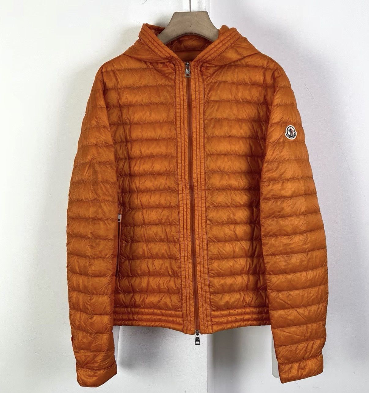 Moncler Moncler / Orange Lightweight Down Jacket K12 Size S / US 4 / IT 40 - 1 Thumbnail