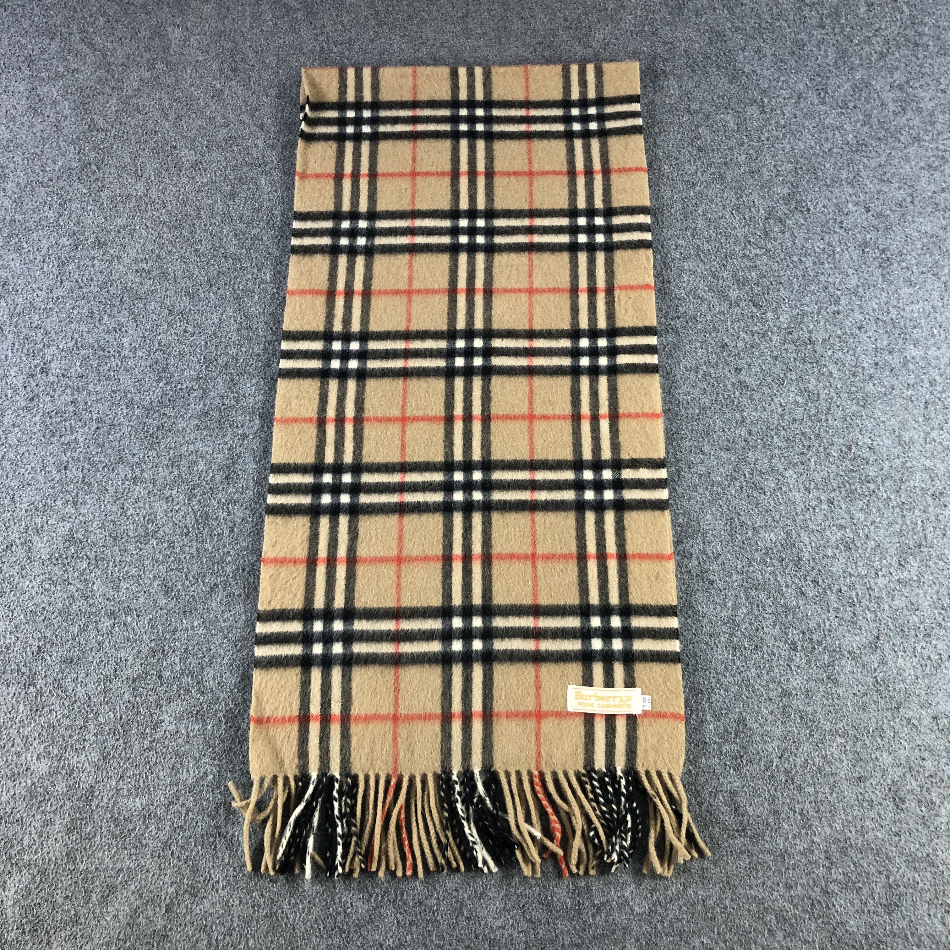 Burberry Burberry Tan Nova Check Cashmere Scarf Muffler V2853 Size ONE SIZE - 2 Thumbnail