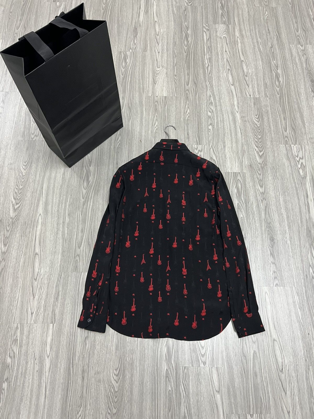 Hedi Slimane Saint Laurent Guitar Shirt Fw15 x Hedi Slimane Size US M / EU 48-50 / 2 - 5 Thumbnail