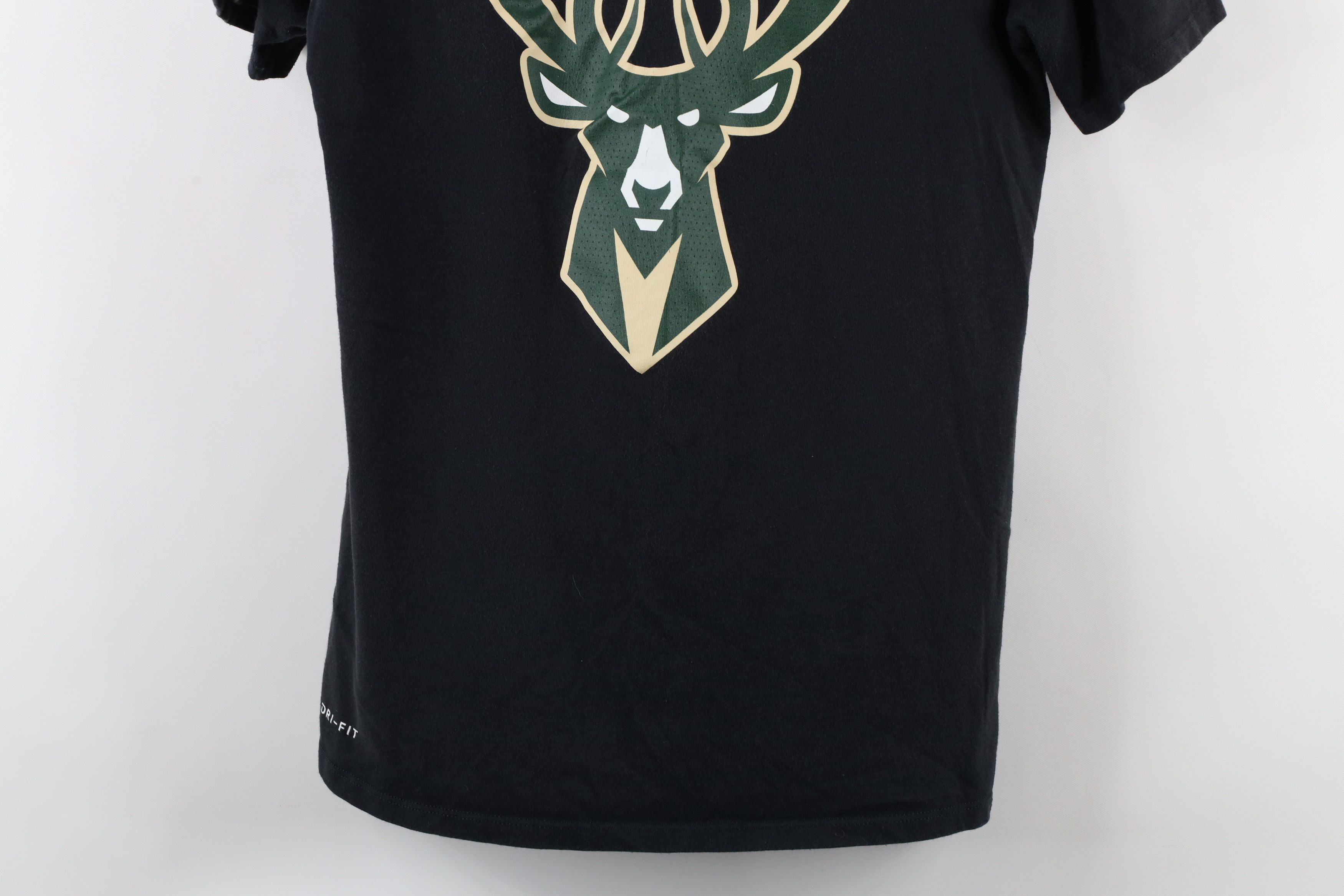 Nike × Vintage Nike Antetokounmpo Milwaukee Bucks Basketball T-Shirt Black Size US M / EU 48-50 / 2 - 3 Thumbnail