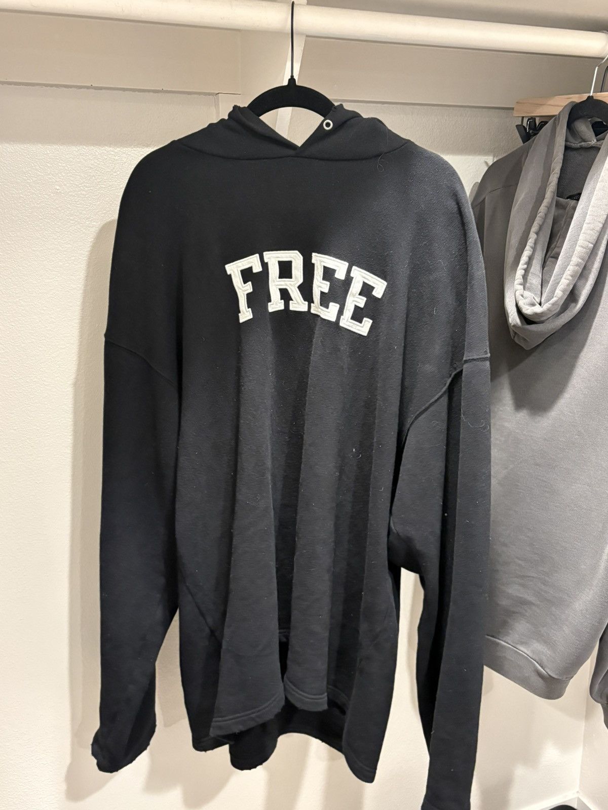 Balenciaga Balenciaga Fall 2021 “Free” Hoodie Size US XS / EU 42 / 0 - 2 Thumbnail