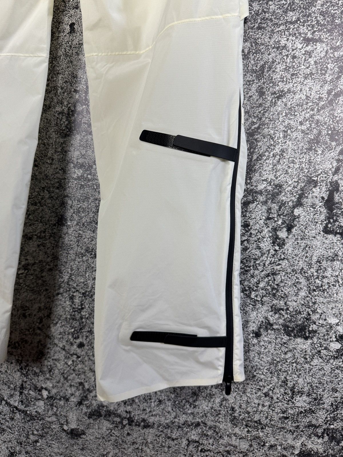 H&M × USA Olympics H&M x Olympic Games Team Sweden Track Pants Rare Size XL Size US 38 / EU 54 - 14 Thumbnail