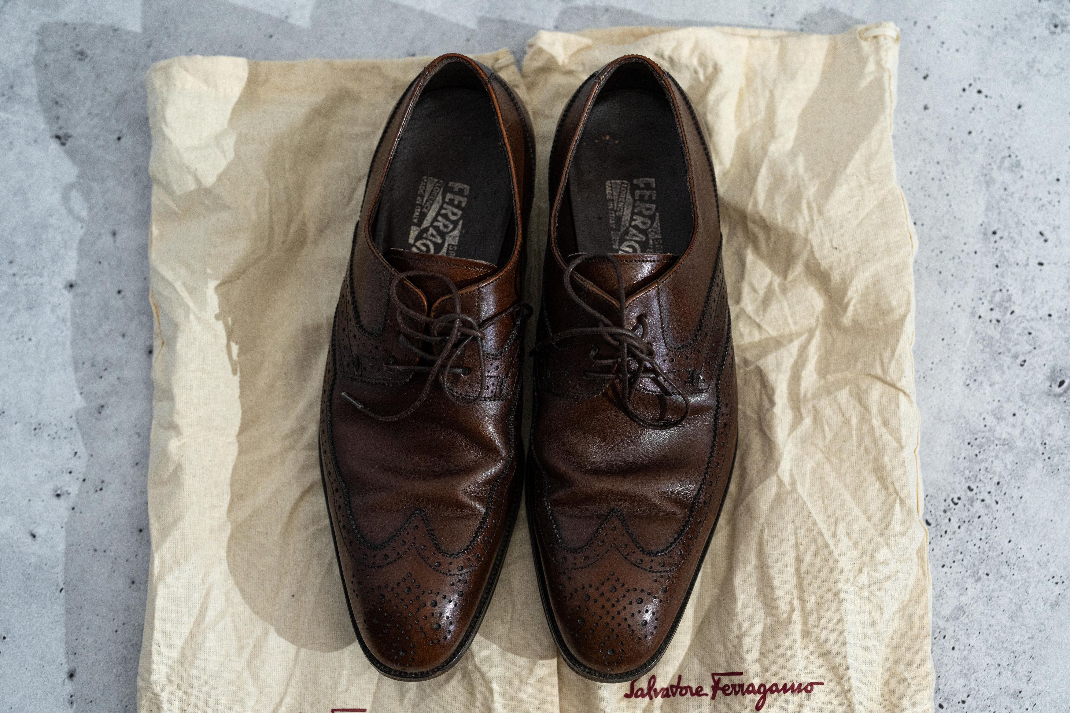 Salvatore Ferragamo Ferragamo Dark Brown Wingtip Dress Shoes Size US 6 / EU 39 - 4 Thumbnail
