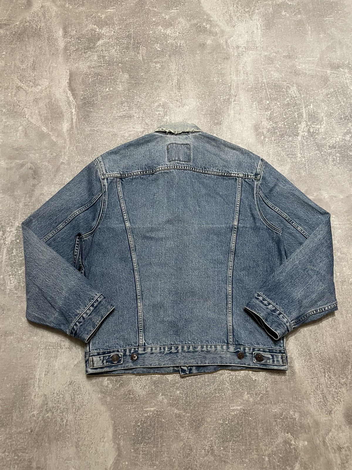 Levi's Vintage Levis Distressed Denim Jacket 90s Size L Men’s Size US L / EU 52-54 / 3 - 20 Thumbnail