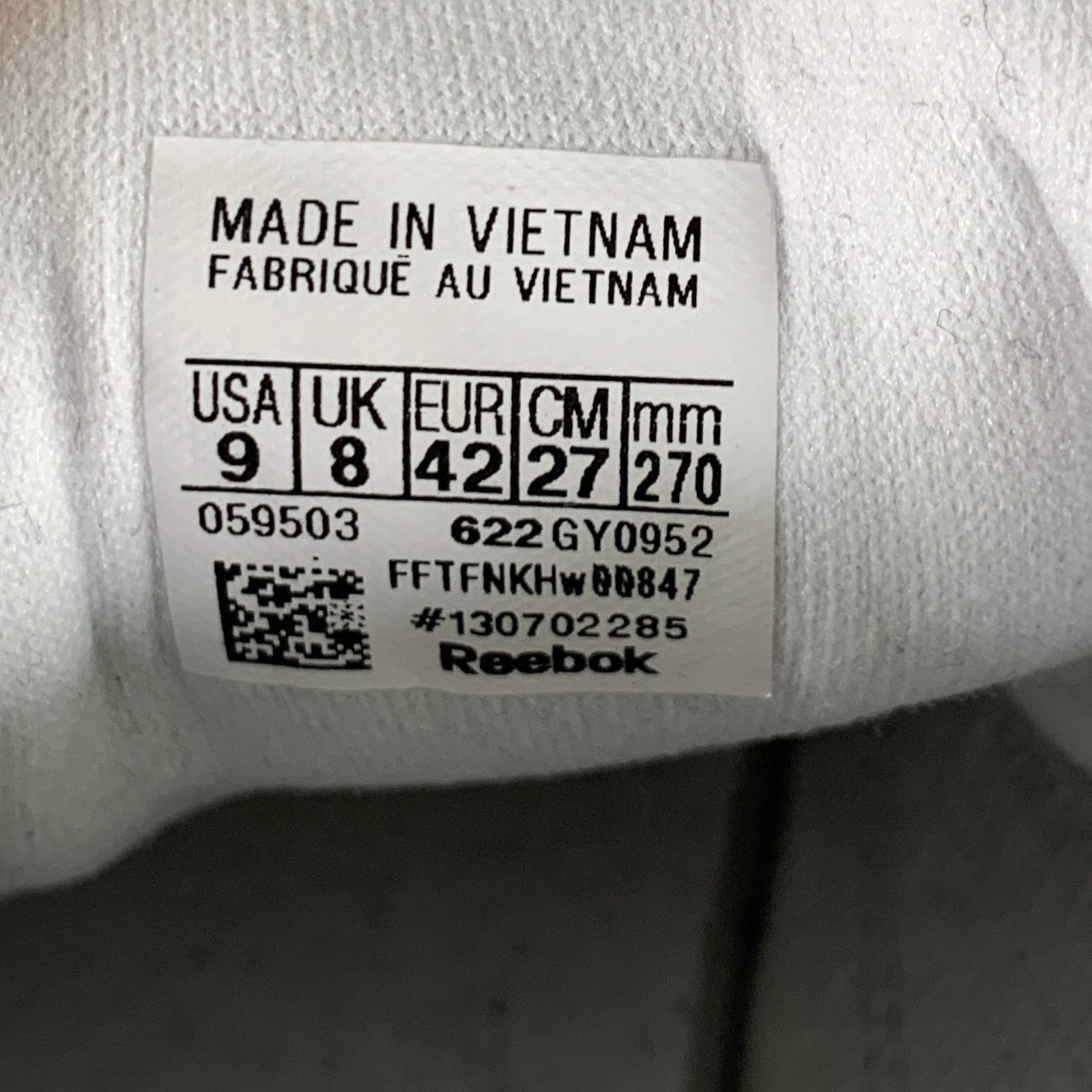 Reebok REEBOK Size 9 White Mixed Patterns Leather Runner Sneakers Size US 9 / EU 42 - 8 Thumbnail