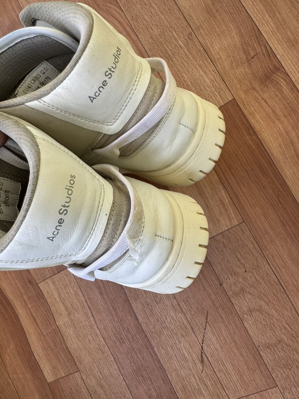 Acne Studios Acne Studio High top sneakers Size US 10 / EU 43 - 12 Thumbnail