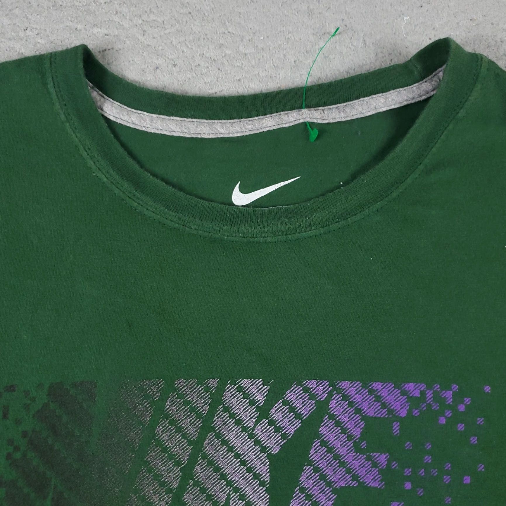 Nike Nike T Shirt Mens 2XL Green Swoosh Casual Short Sleeve Adult Size US XXL / EU 58 / 5 - 3 Thumbnail