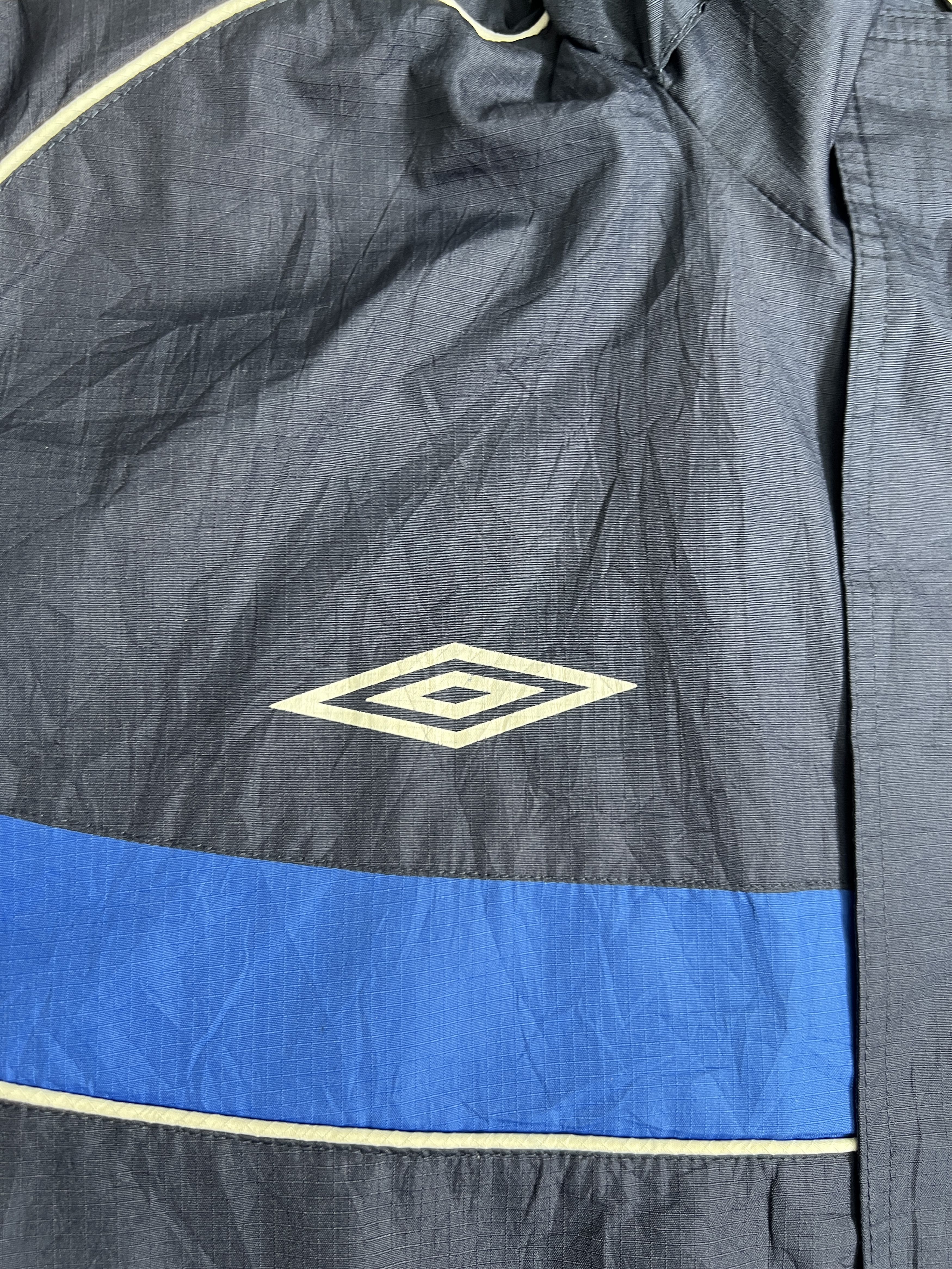 Umbro Vintage UMBRO Windbreaker Jacket (S) JKA196 Size US S / EU 44-46 / 1 - 2 Thumbnail