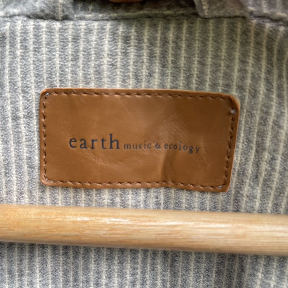 Japanese Brand 💥Japanese Brand Earth music & ecology Corduroy Trucker Size M / US 6-8 / IT 42-44 - 3 Thumbnail