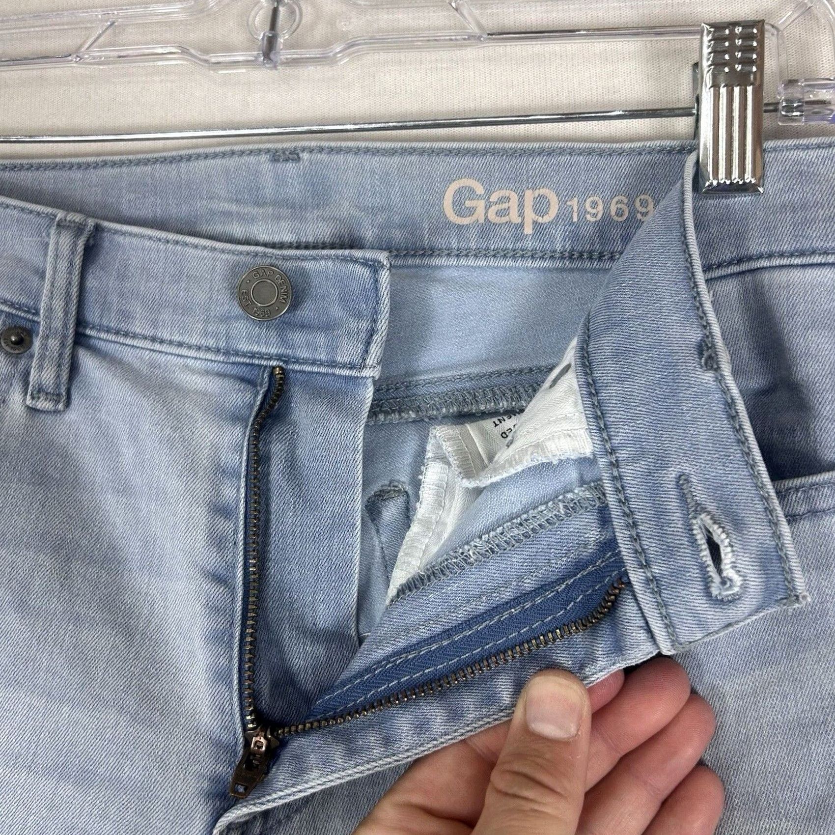 Gap Gap 1969 Skinny Jeans Womens Size 29 Regular Blue Light Wash Mid Rise Denim Jeans Size 29" - 2 Thumbnail