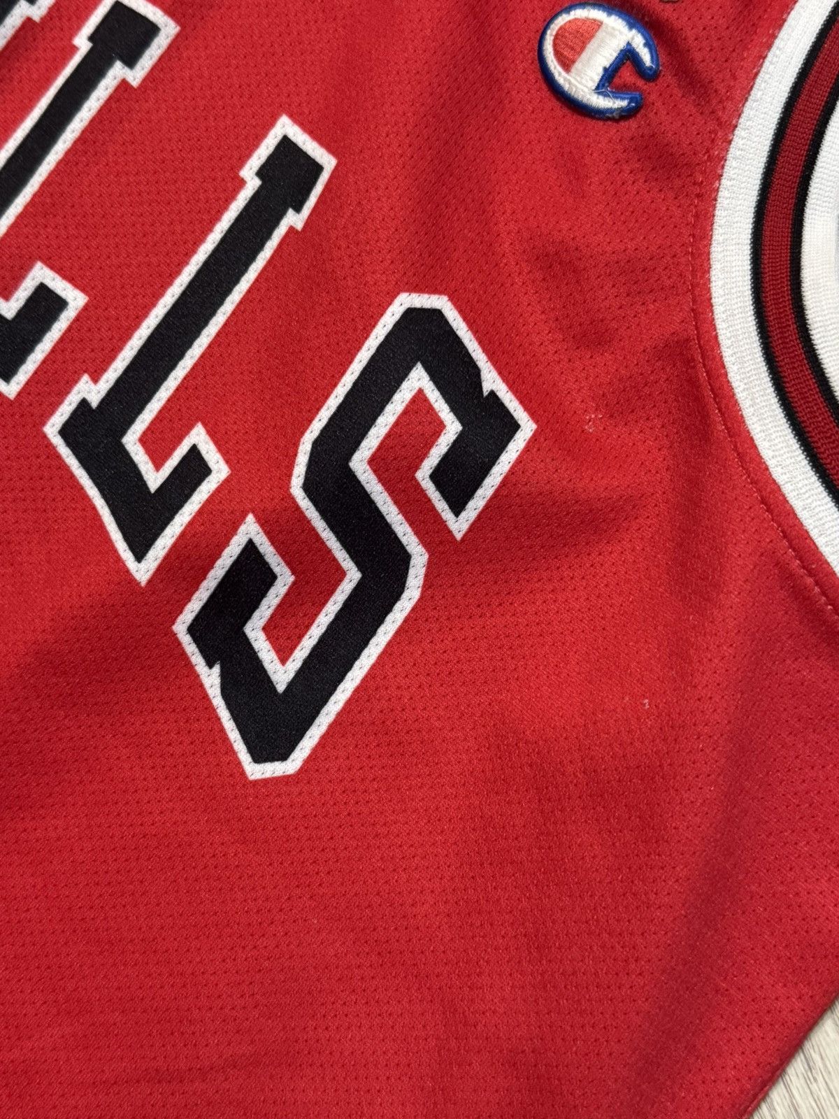 Champion 🔷Vintage Champion Chicago Bulls Chandler #3 NBA Jersey🔷 Size US L / EU 52-54 / 3 - 7 Thumbnail