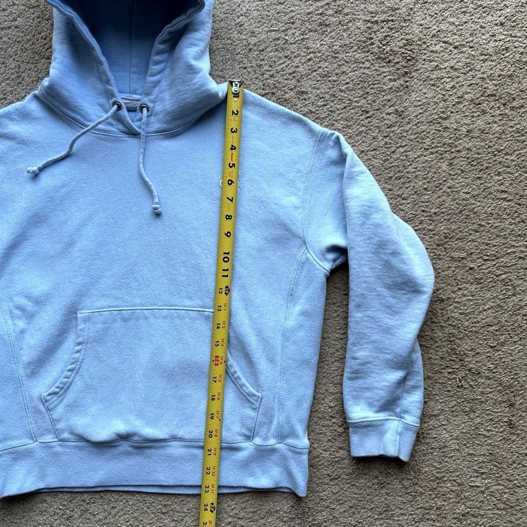 Champion Champion Reverse Weave Hoodie Sweatshirt Womens Large Light Blue Pockets Cotton Blend Polyester Blend Embroidered Logo Vent? No - remove Size L / US 10 / IT 46 - 7 Thumbnail
