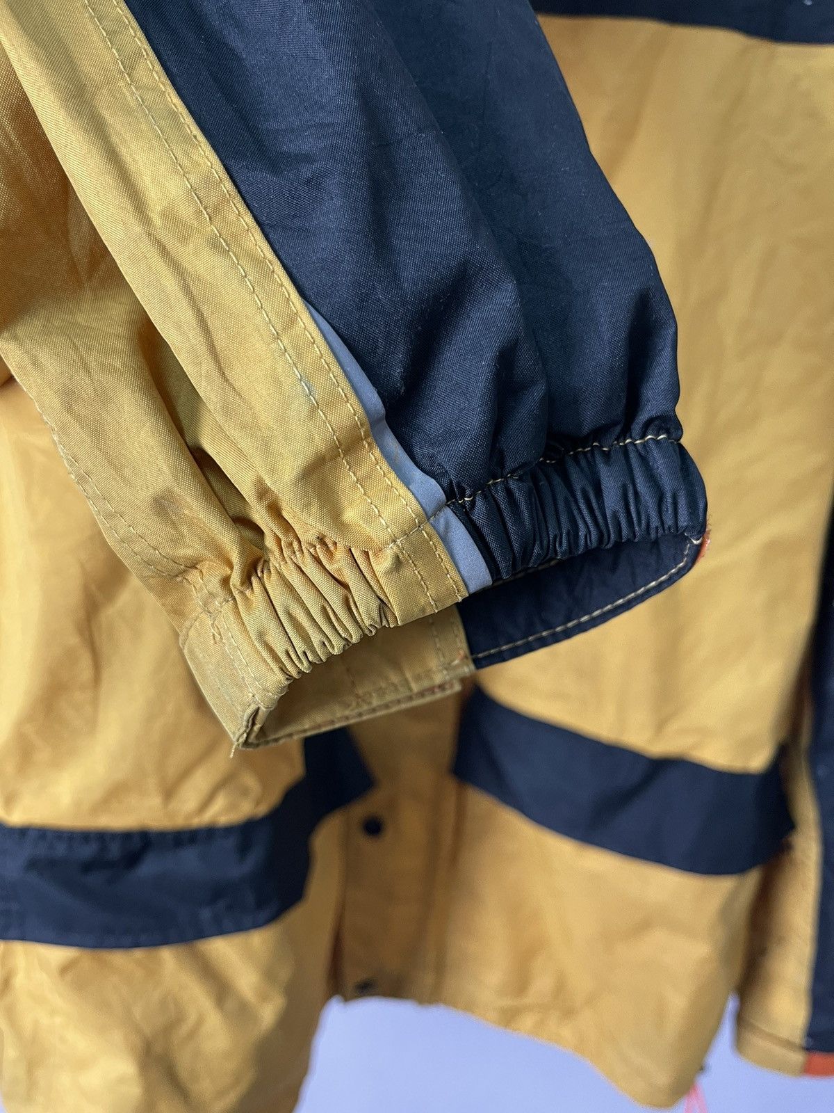 Japanese Brand × Vintage Royal 76 Union oil company (dirty) Size US XXL / EU 58 / 5 - 2 Thumbnail