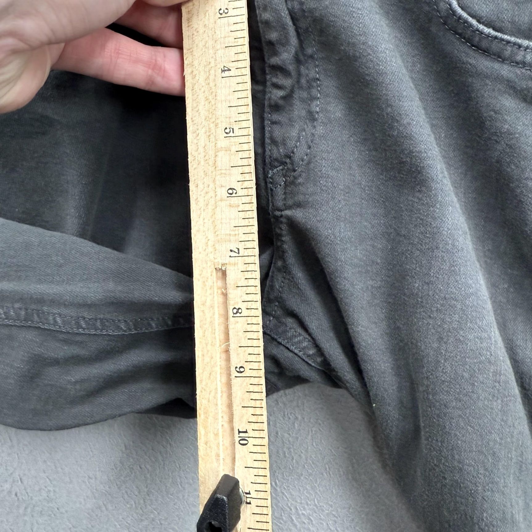 Rag & Bone VINTAGE Rag & Bone Jeans Skinny Jeans Black Pirate Mid Rise Stretch Denim Women 28 Slim Pockets Zip 55% Cotton 42% Tencel 3% Spandex Women’s Jeans Size 28" / US 6 / IT 42 - 7 Thumbnail