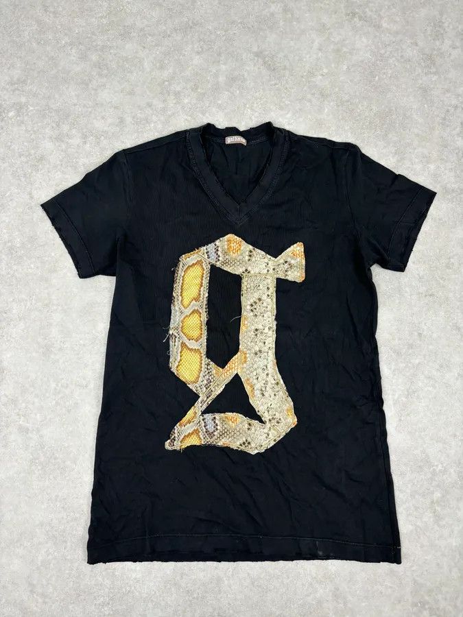 John Galliano John Galliano V Neck Snakeskin Effect G T-Shirt Size US M / EU 48-50 / 2 - 1 Thumbnail