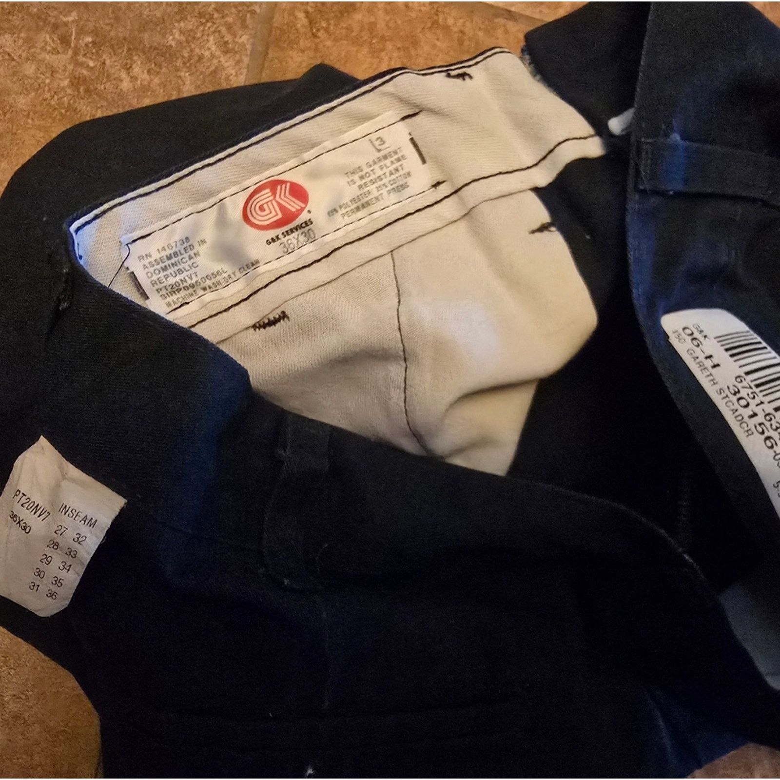 Other Navy | G&K SERVICES | Khakis Short Size US 36 / EU 52 - 3 Thumbnail