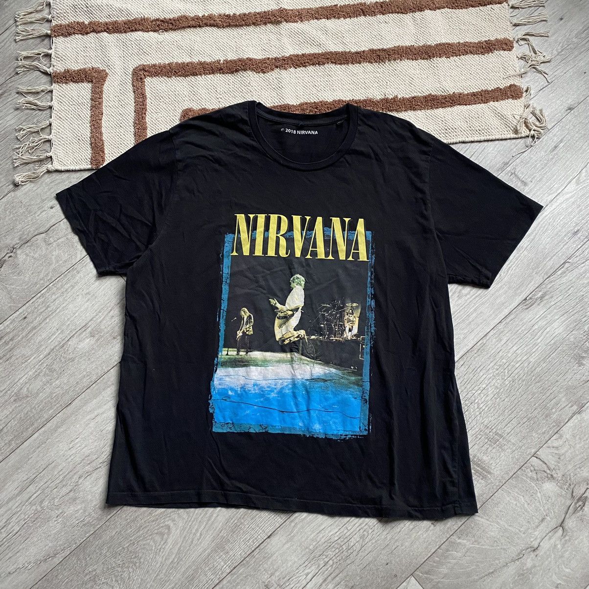 Band Tees NIRVANA Y2K GRUNGE BAND KURT COBAIN LIVE CONCERT T SHIRT Size US XL / EU 56 / 4 - 1 Thumbnail