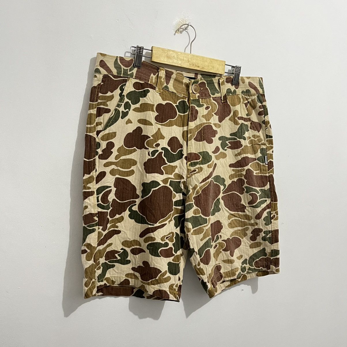 Other Houndville Duck Camo Shorts Size US 37 - 2 Thumbnail