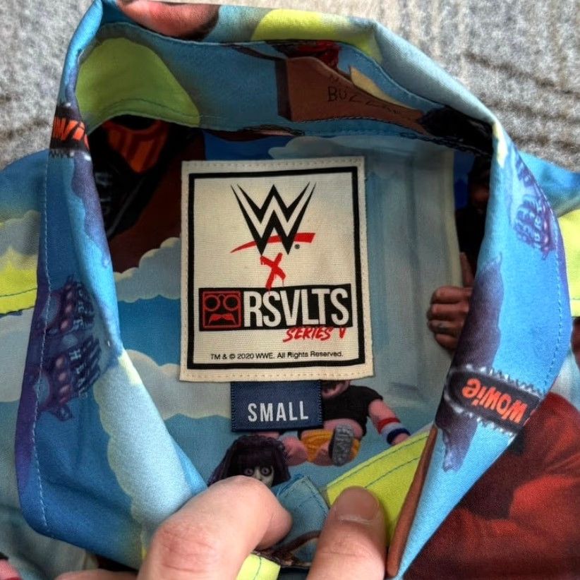 Vintage VINTAGE RSVLTS WWE Bray Wyatt Firefly Funhouse Short Sleeve Button Up Shirt Mens S Size US S / EU 44-46 / 1 - 3 Thumbnail