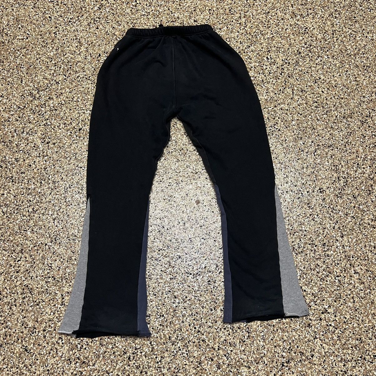 Gallery Dept. Gallery Dept Flared Paint Splatter Sweatpants Size US 32 / EU 48 - 3 Thumbnail