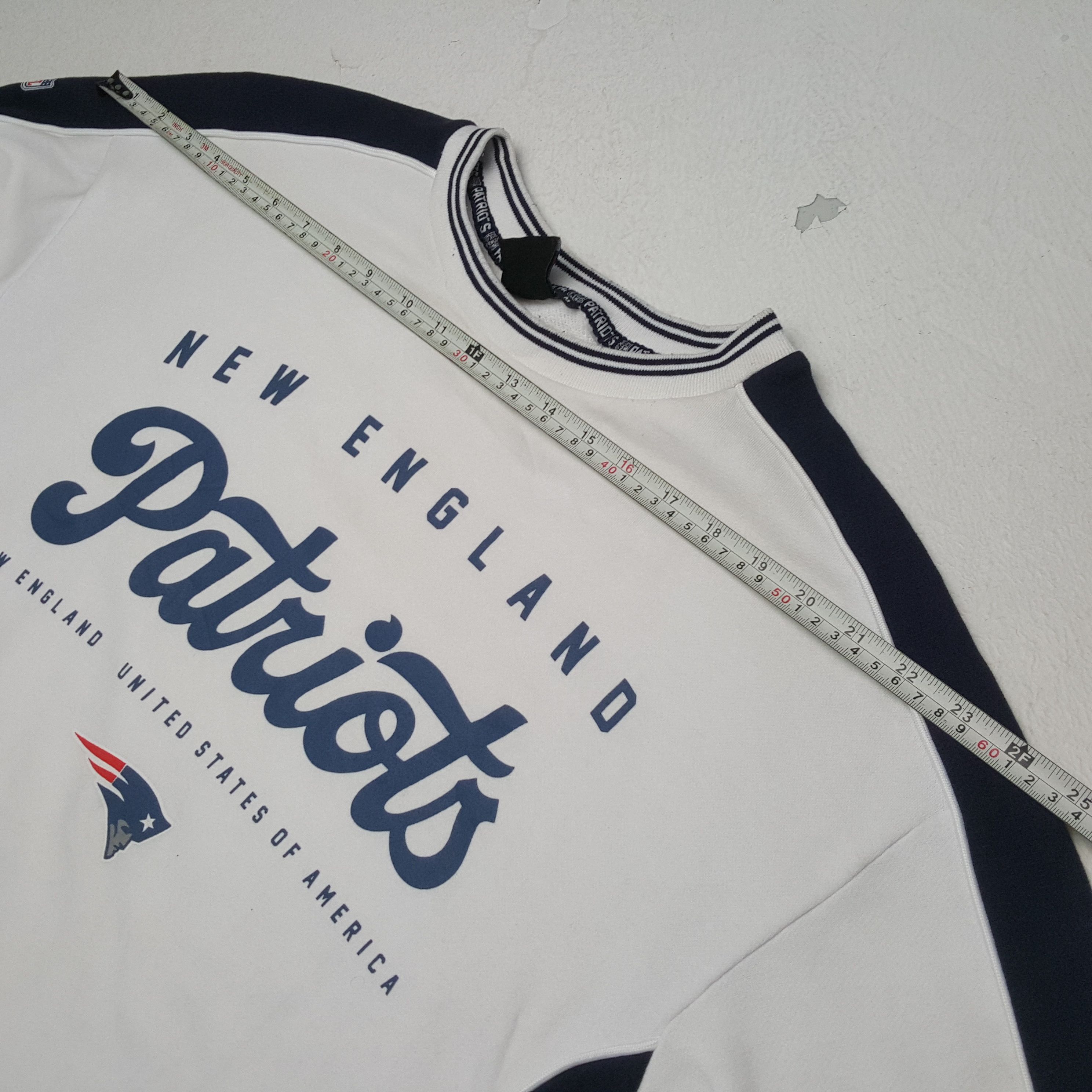 NFL × Vintage PATRIOTS NFL American Football Team Sweatshirt Size US L / EU 52-54 / 3 - 5 Thumbnail
