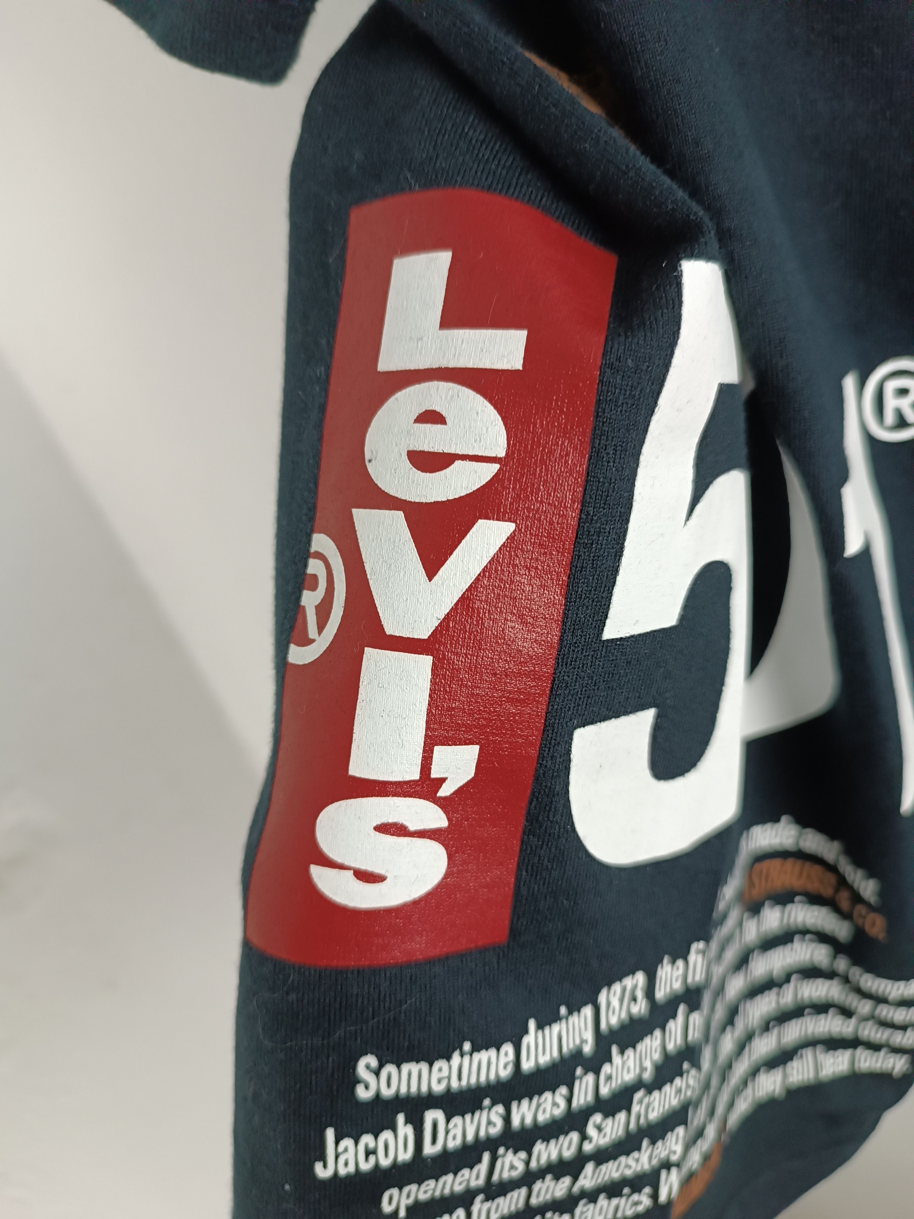 Levi's VINTAGE Y2K LEVI'S YOUTH SIZE TEE Size US XS / EU 42 / 0 - 12 Thumbnail