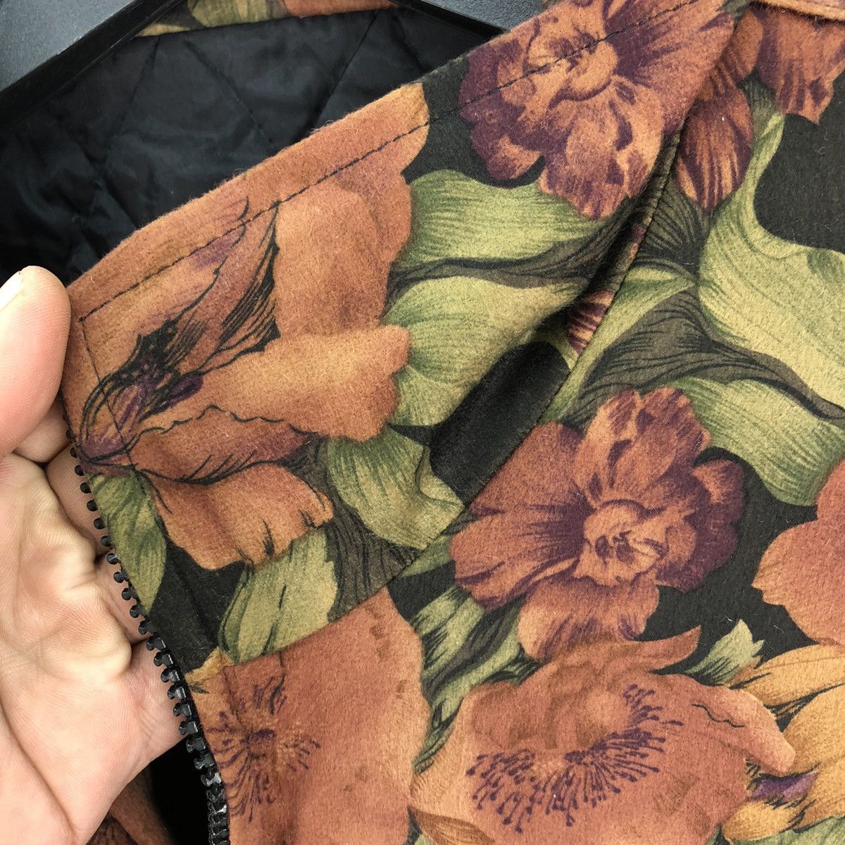 Vintage Vintage 80's Fullprint Flora Quilted Lining Bomber Jacket Size M / US 6-8 / IT 42-44 - 8 Thumbnail